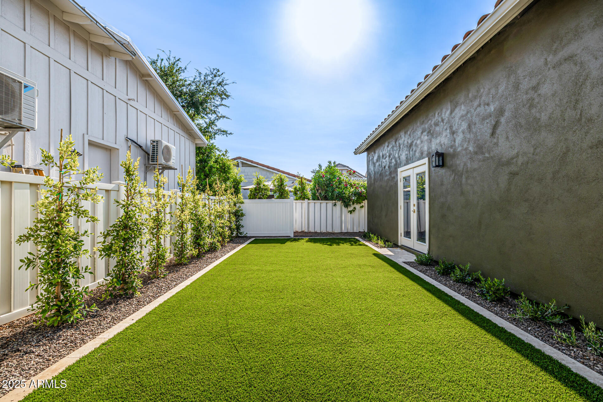 2743 E VIRGINIA Street