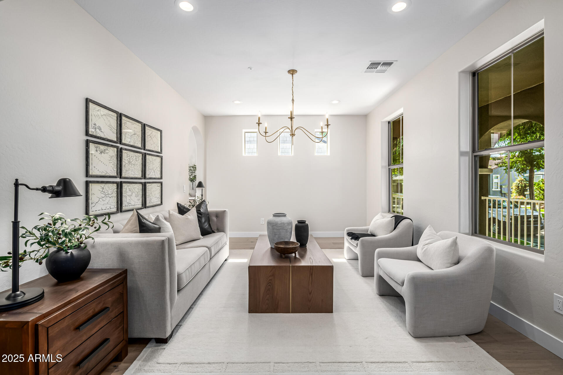 2743 E VIRGINIA Street