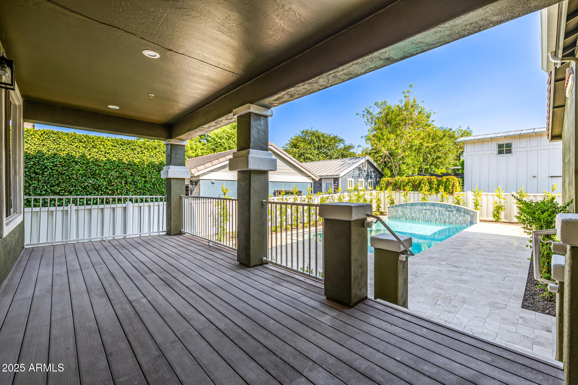 2743 E VIRGINIA Street