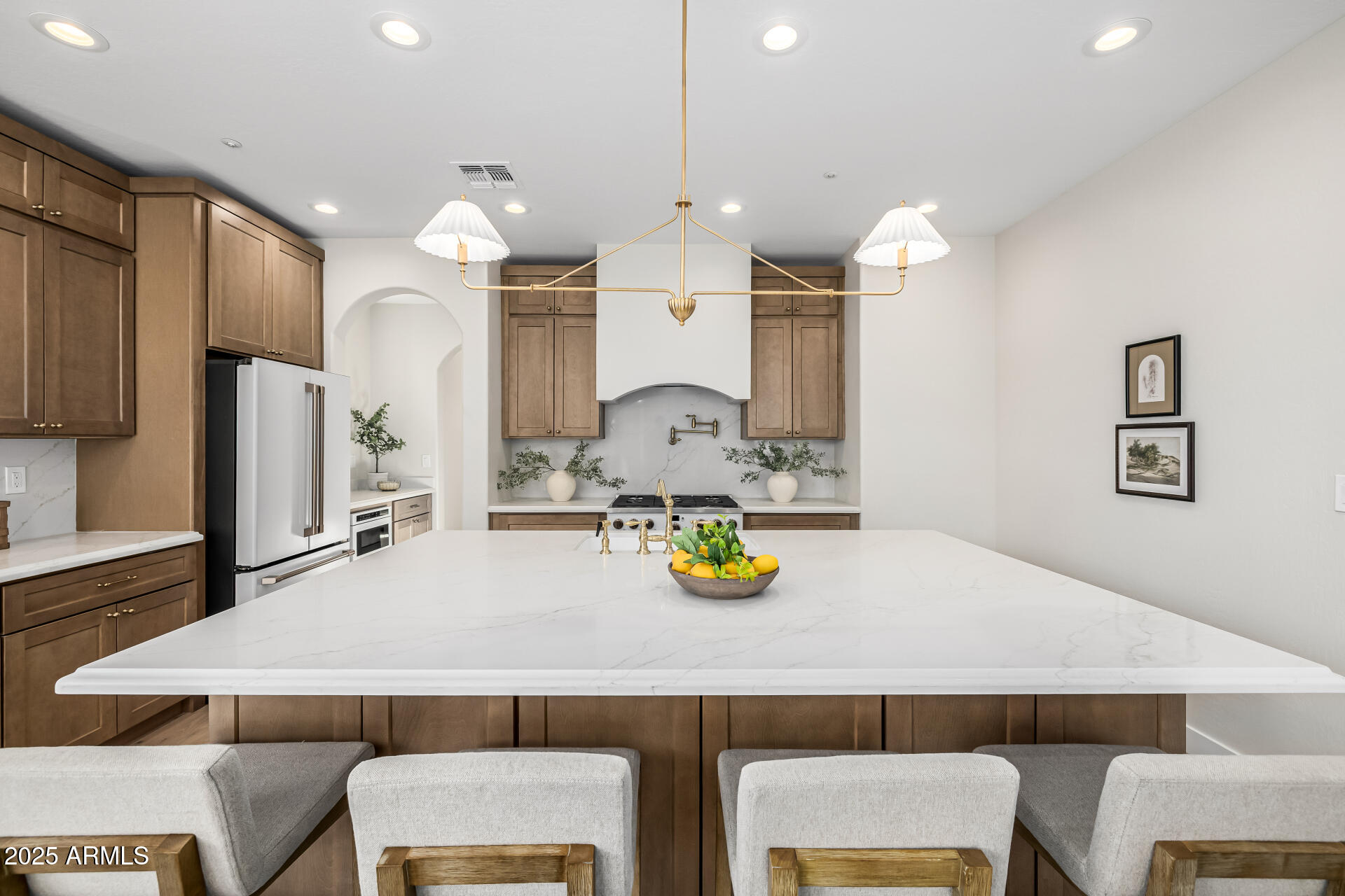 2743 E VIRGINIA Street