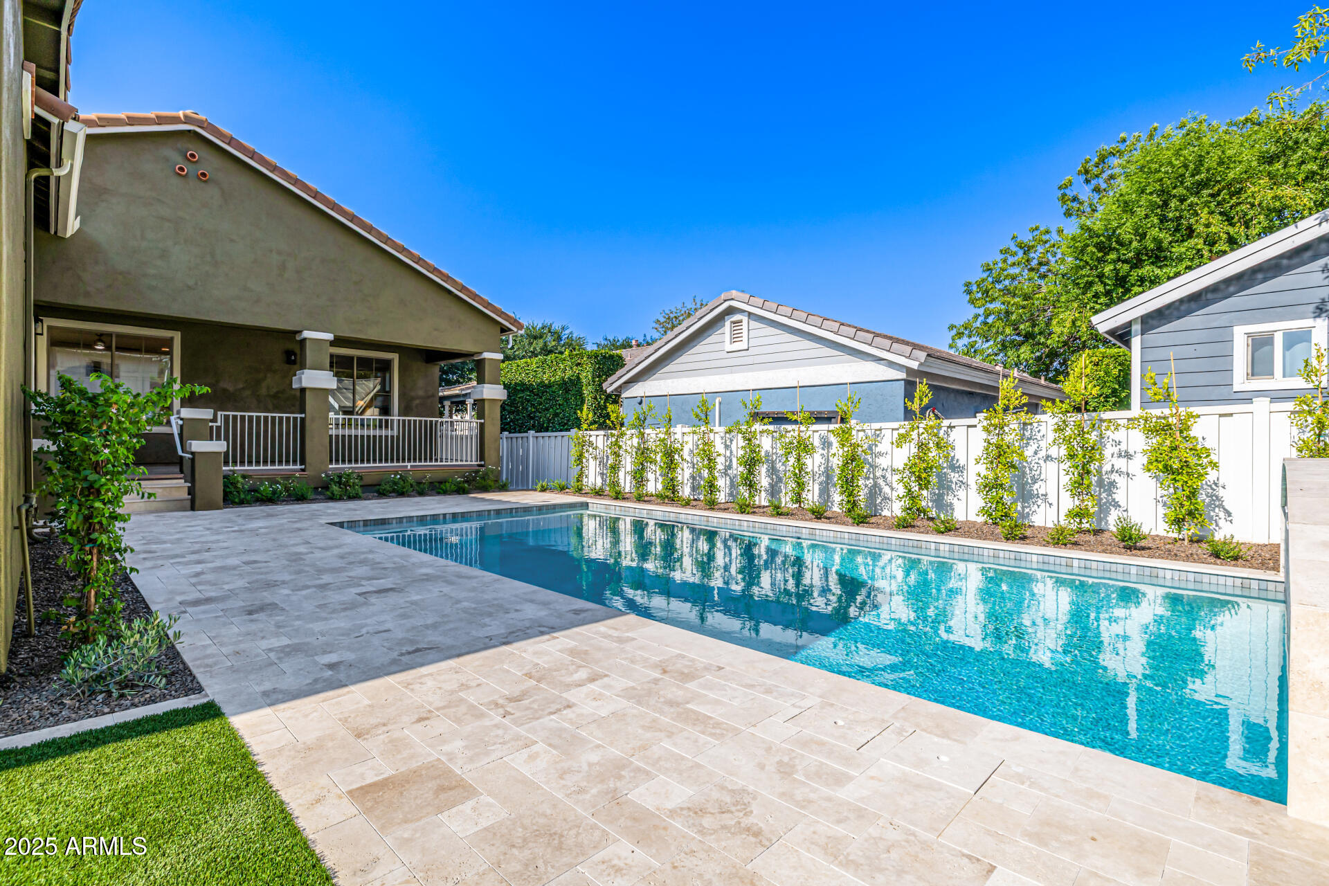 2743 E VIRGINIA Street