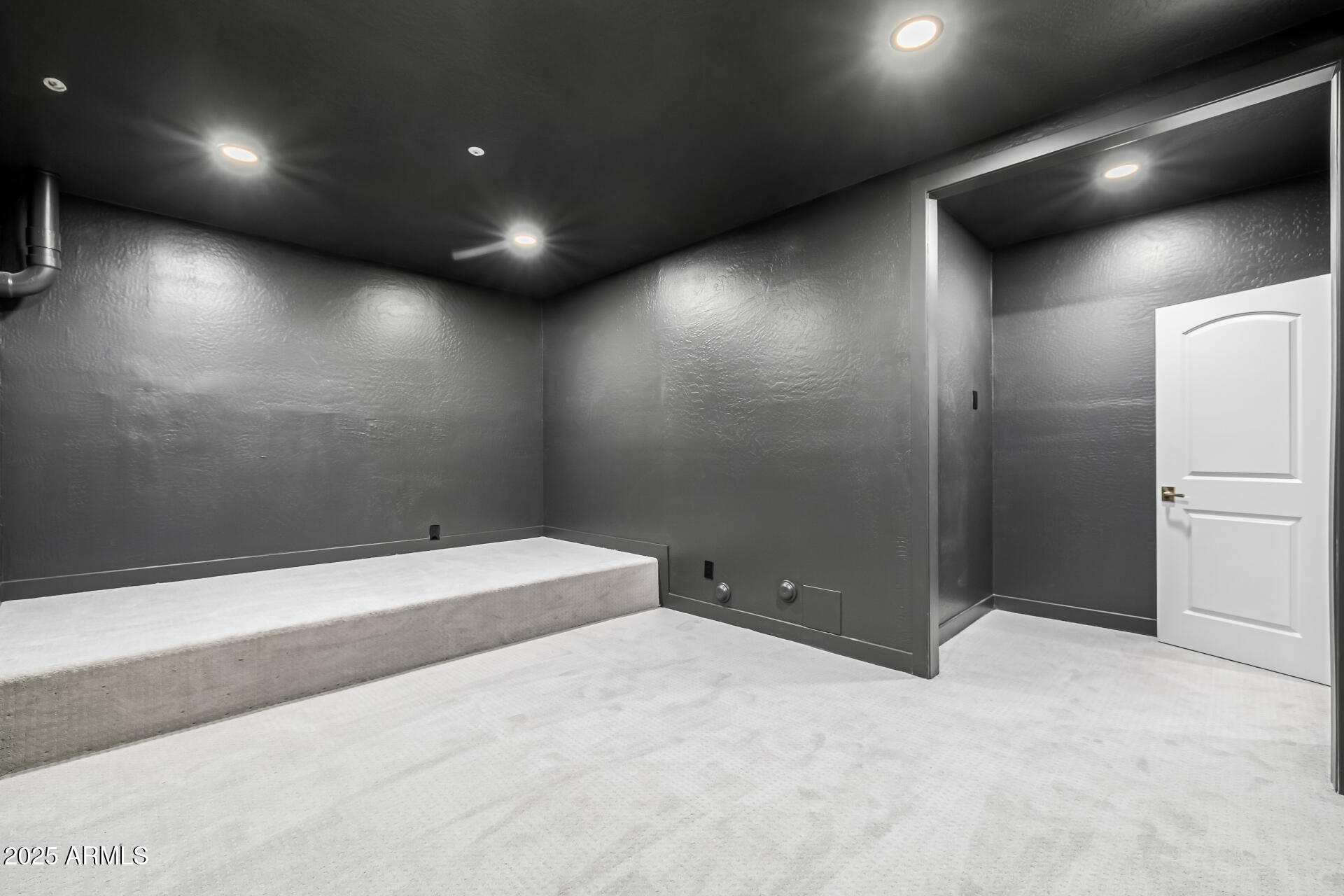 2743 E VIRGINIA Street