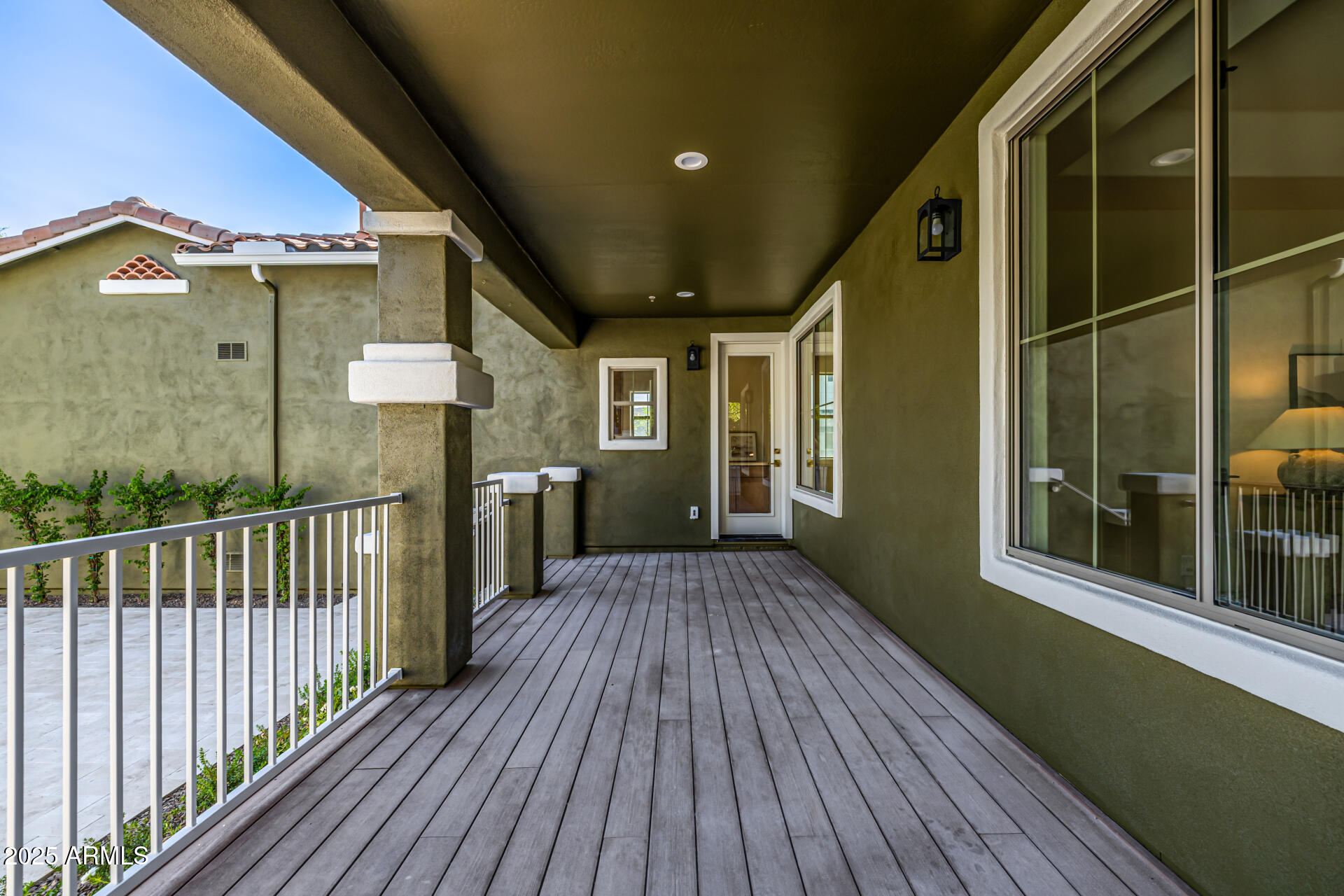 2743 E VIRGINIA Street