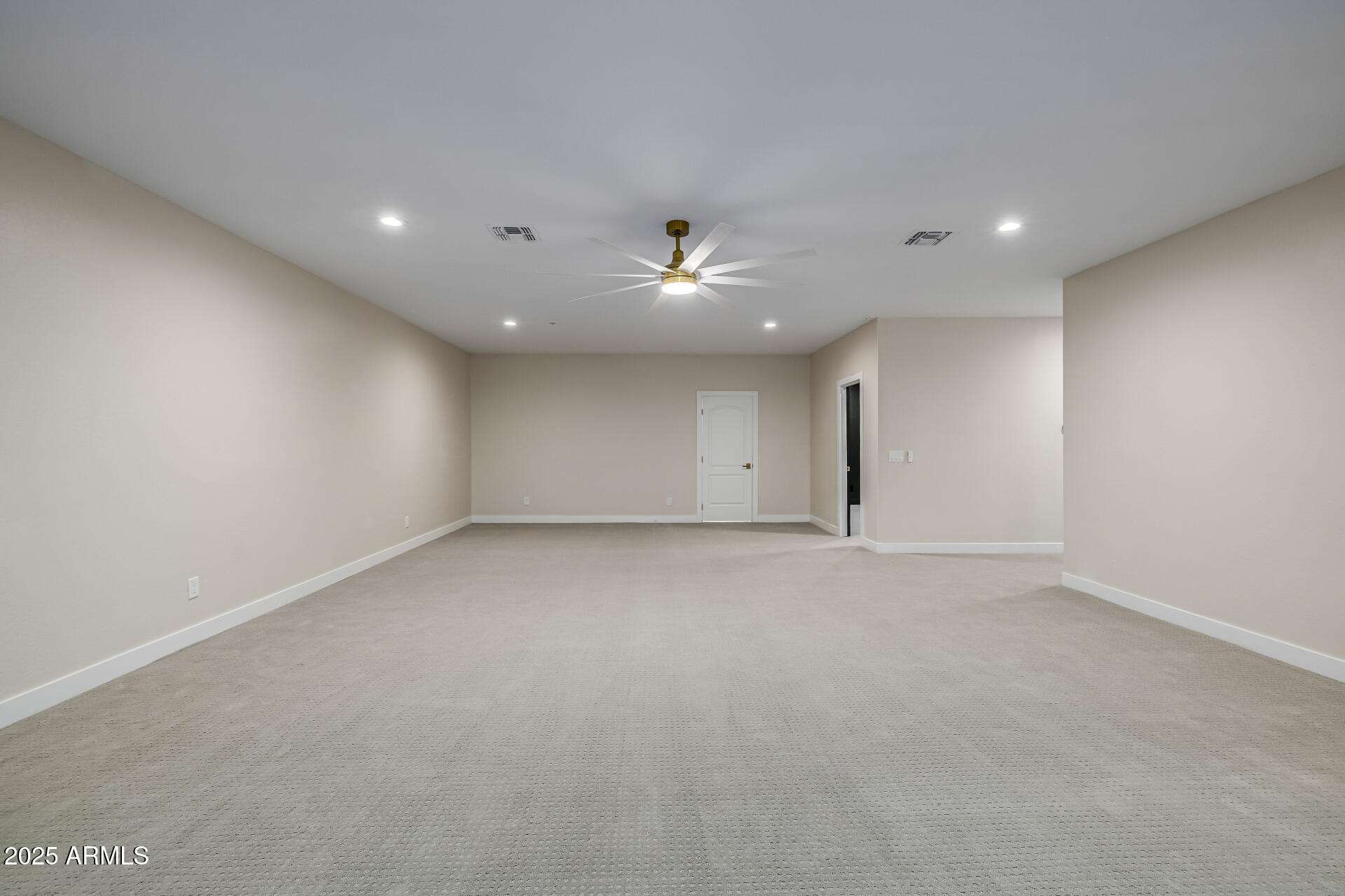 2743 E VIRGINIA Street