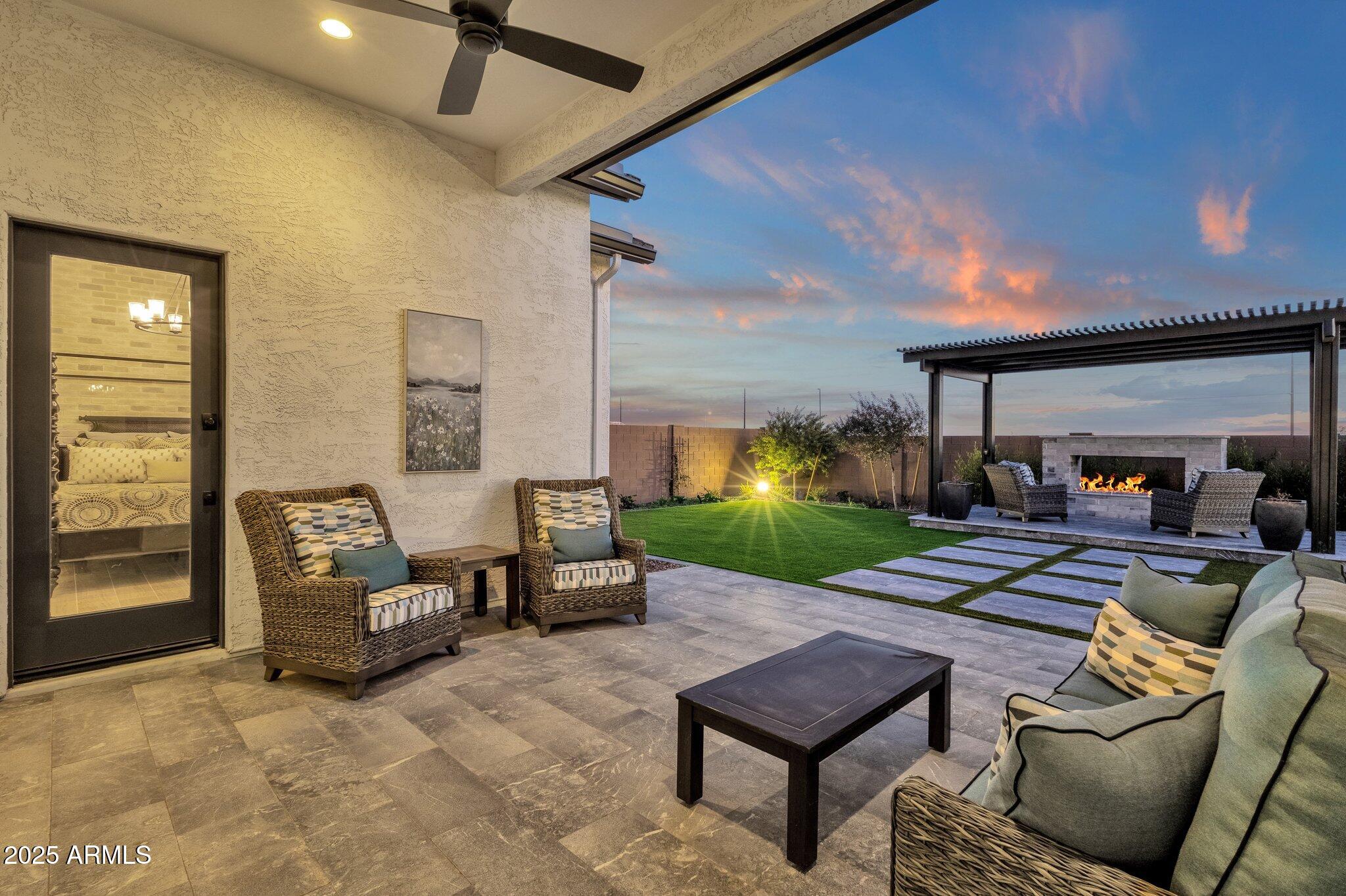 1160 E PEACH TREE Drive