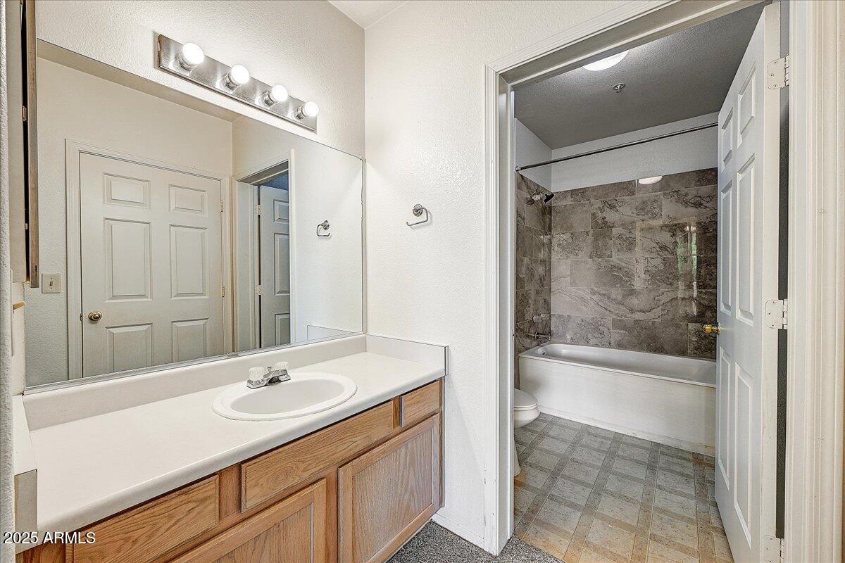 7575 E INDIAN BEND Road, 1005