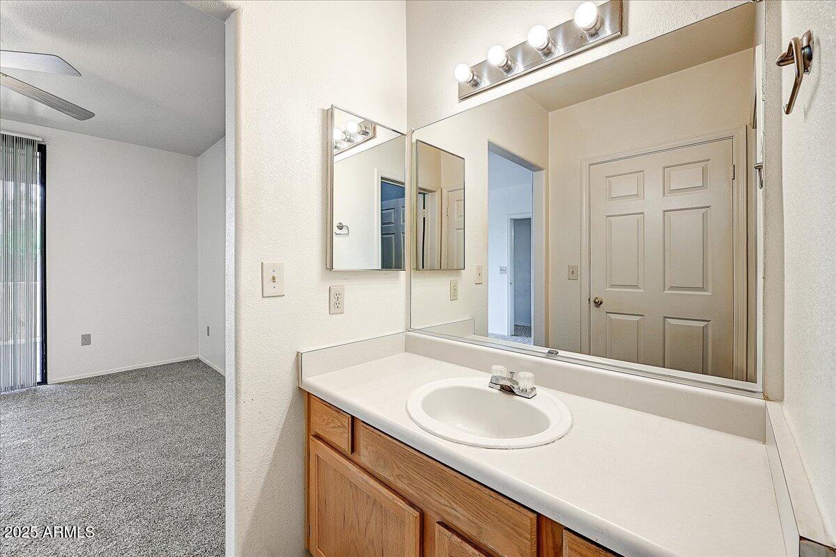 7575 E INDIAN BEND Road, 1005