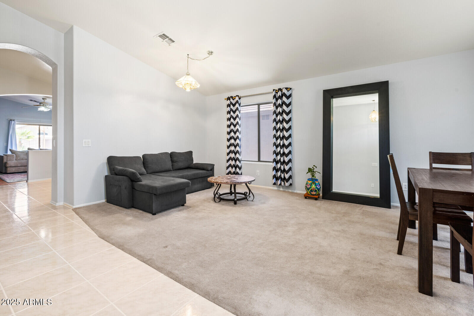 878 E Mountain View Road