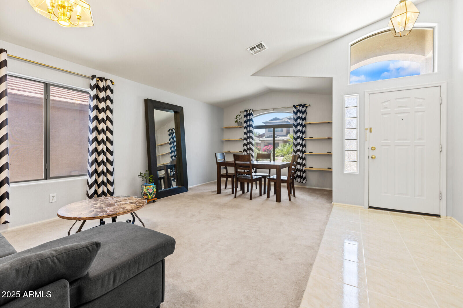 878 E Mountain View Road