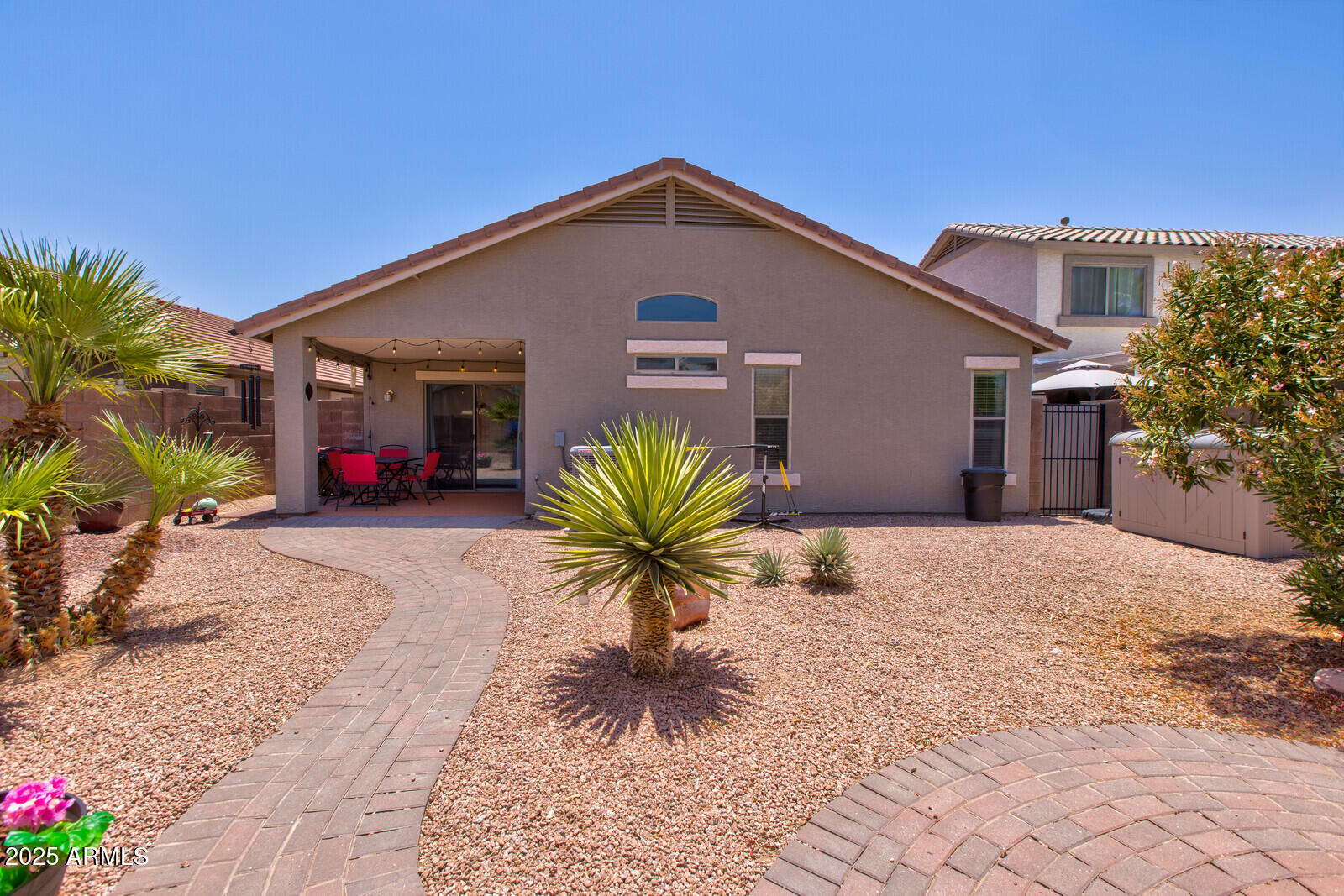 878 E Mountain View Road