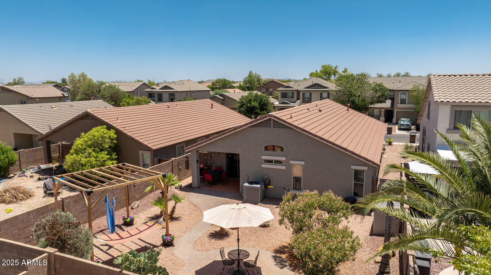 878 E Mountain View Road
