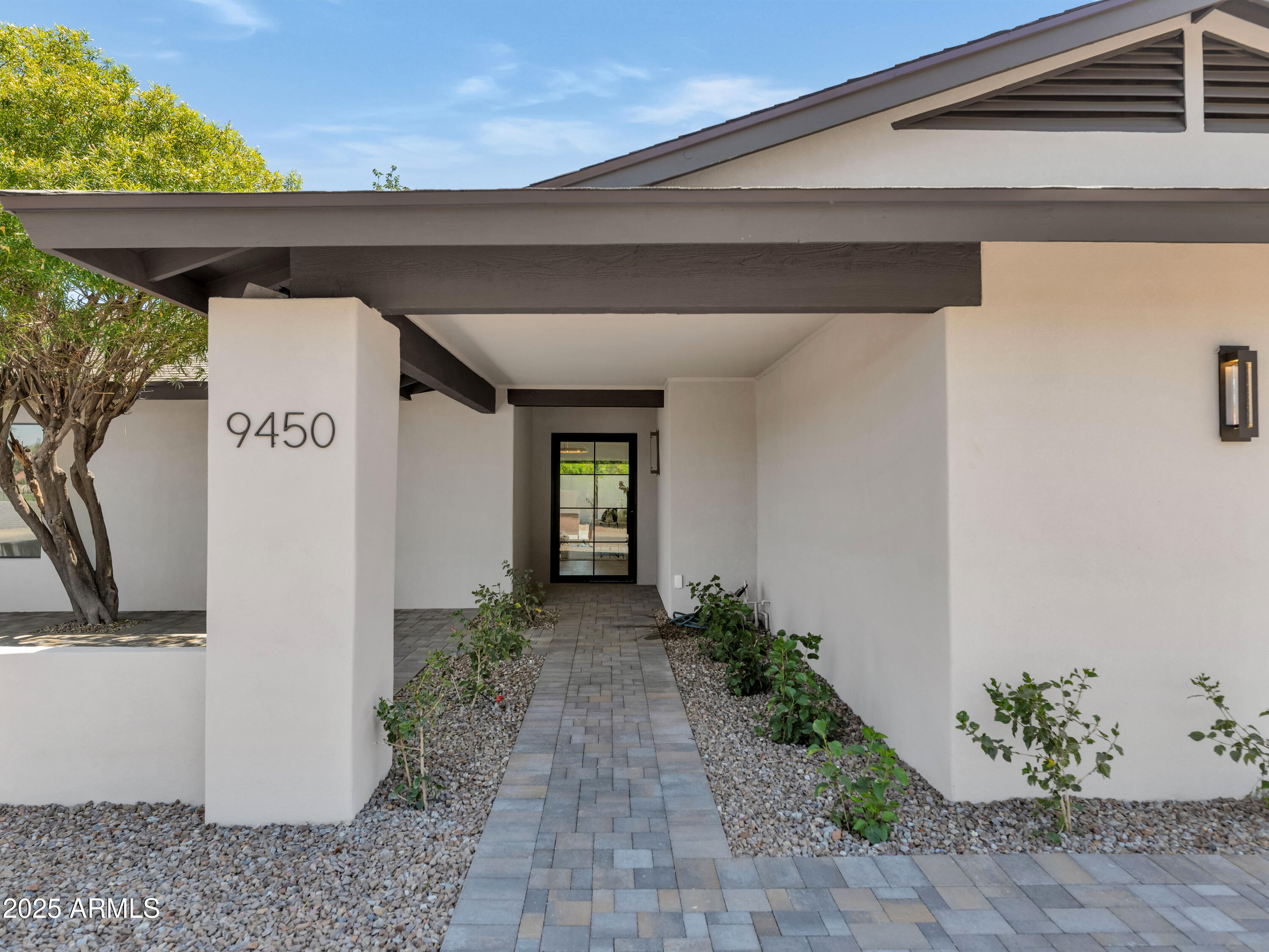 9450 N 83RD Place