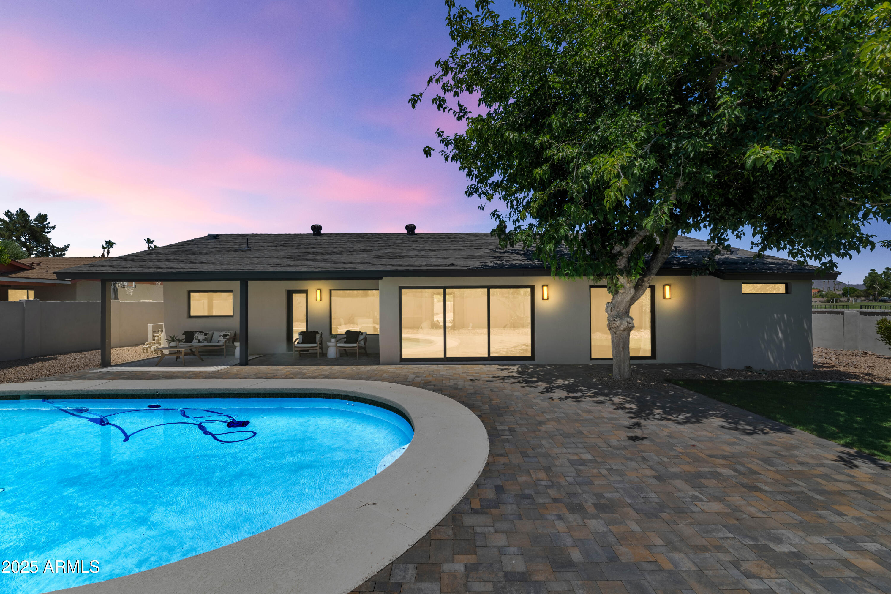 9450 N 83RD Place