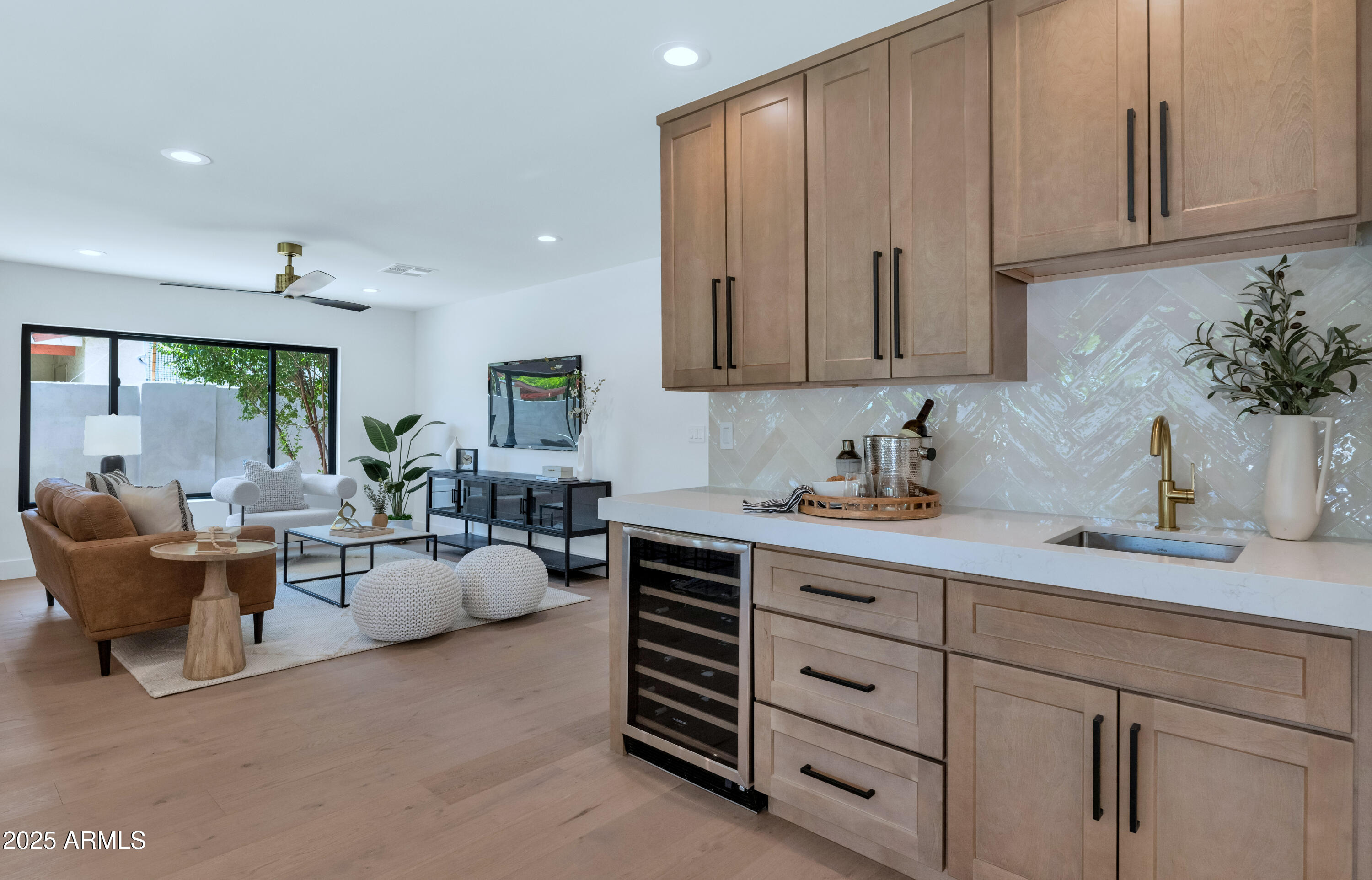 9450 N 83RD Place