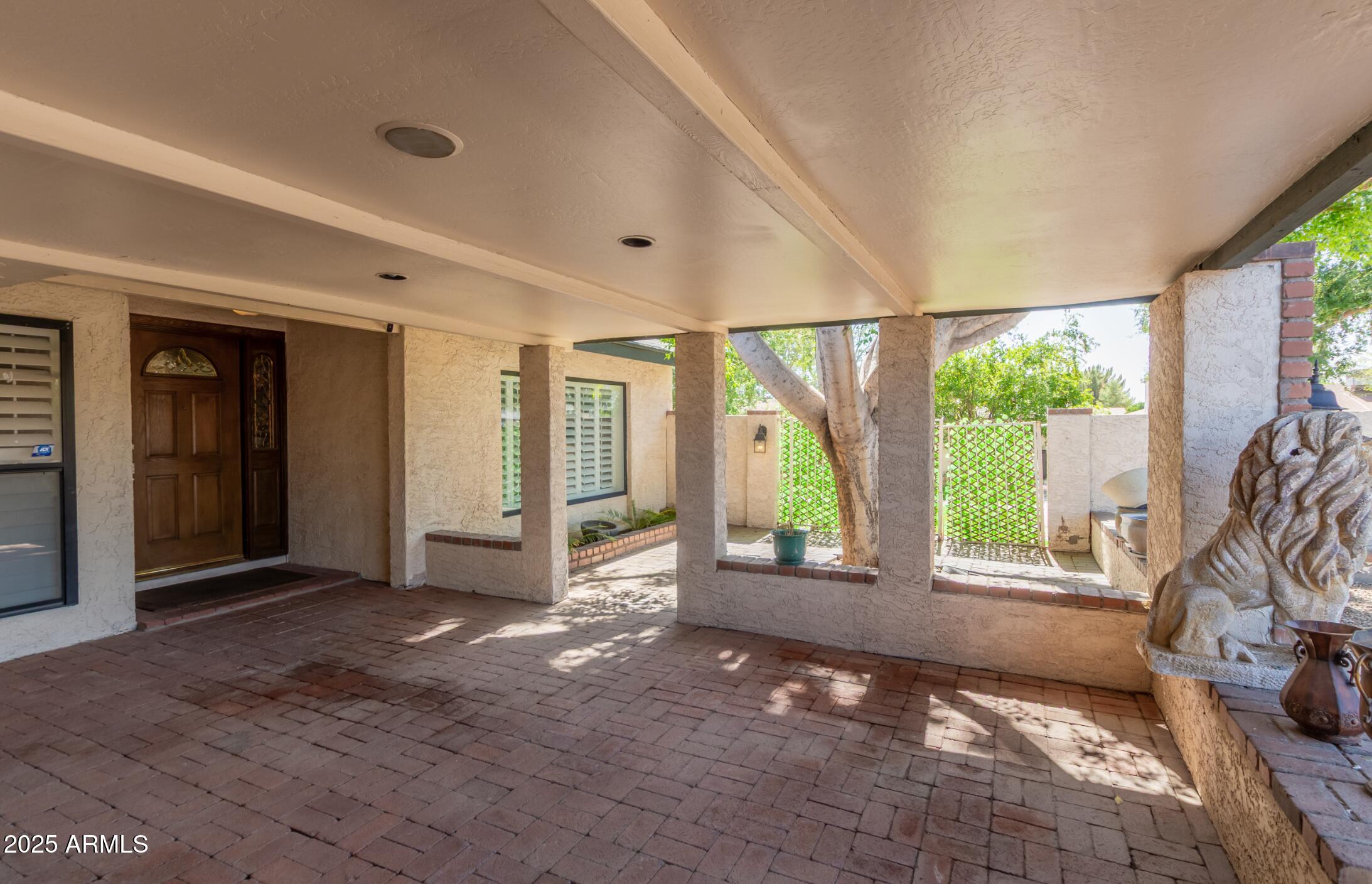 4627 W LAURIE Lane