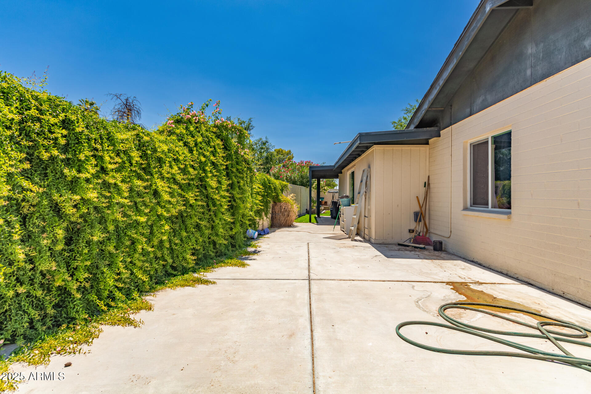 4627 W LAURIE Lane