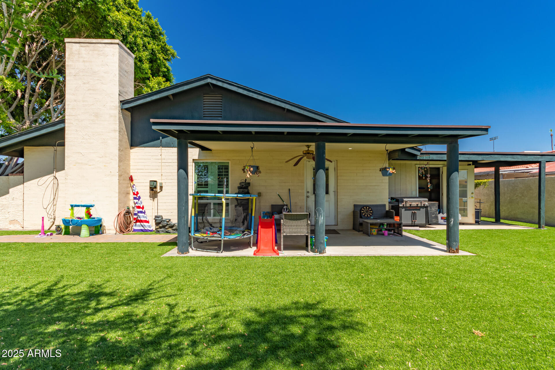 4627 W LAURIE Lane