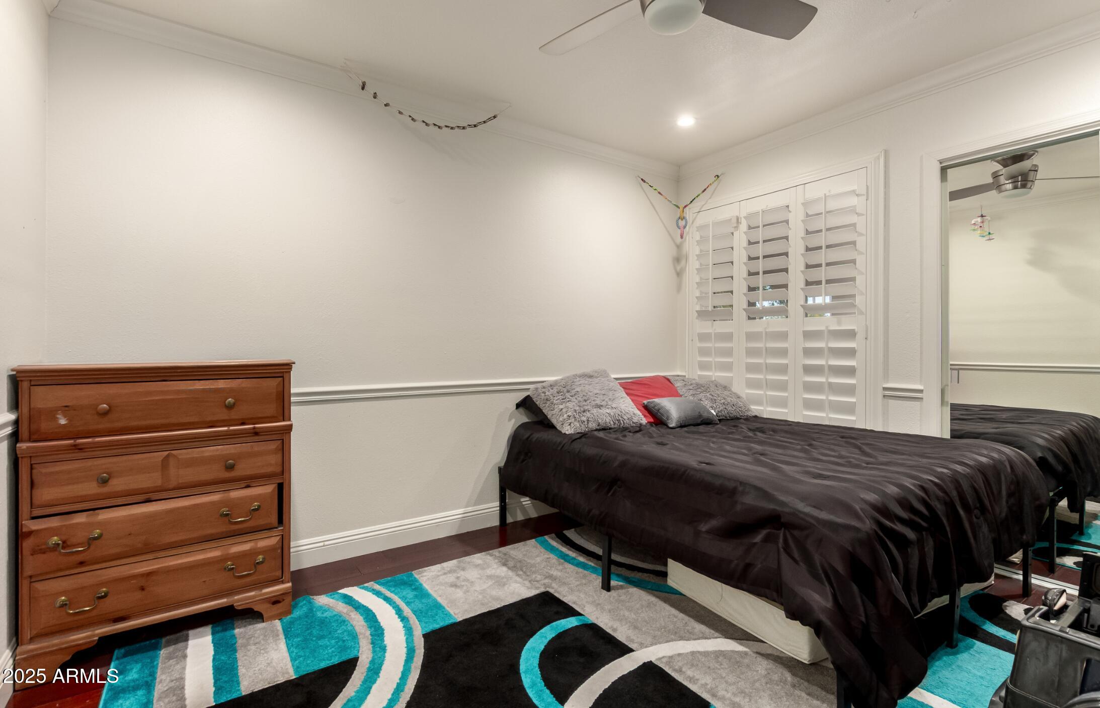 4627 W LAURIE Lane