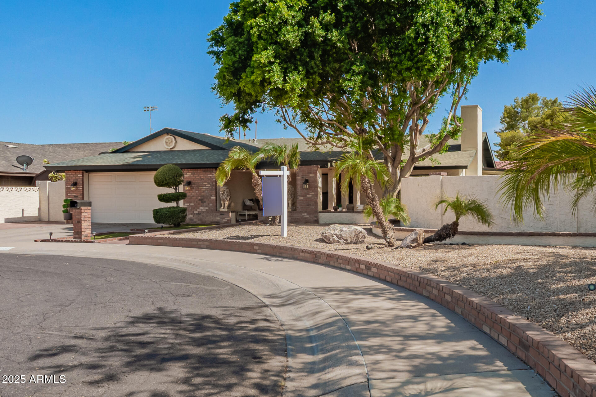4627 W LAURIE Lane