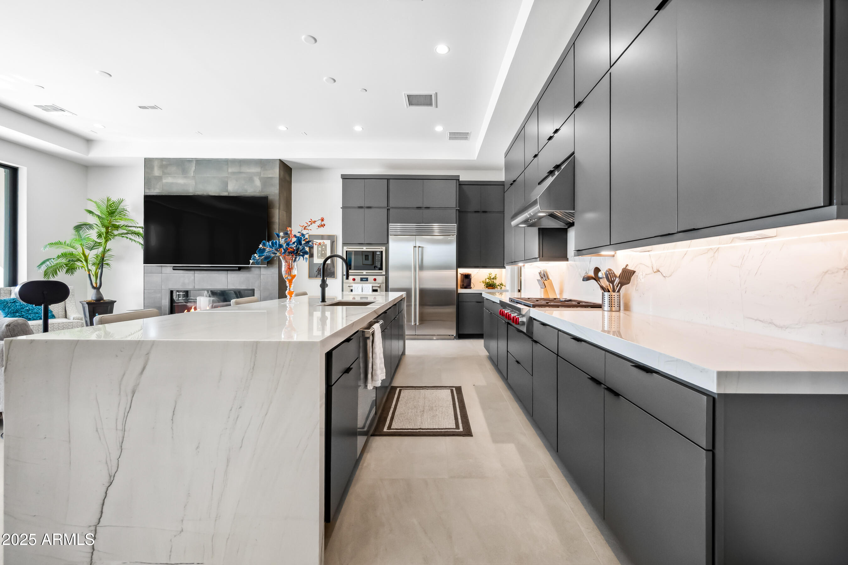 12746 E CASITAS DEL RIO Drive E