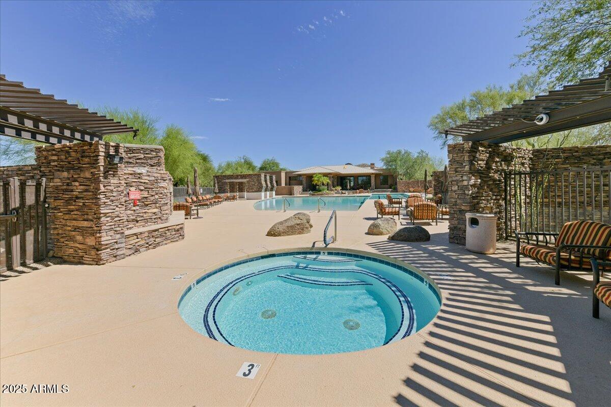 7641 E BALAO Drive