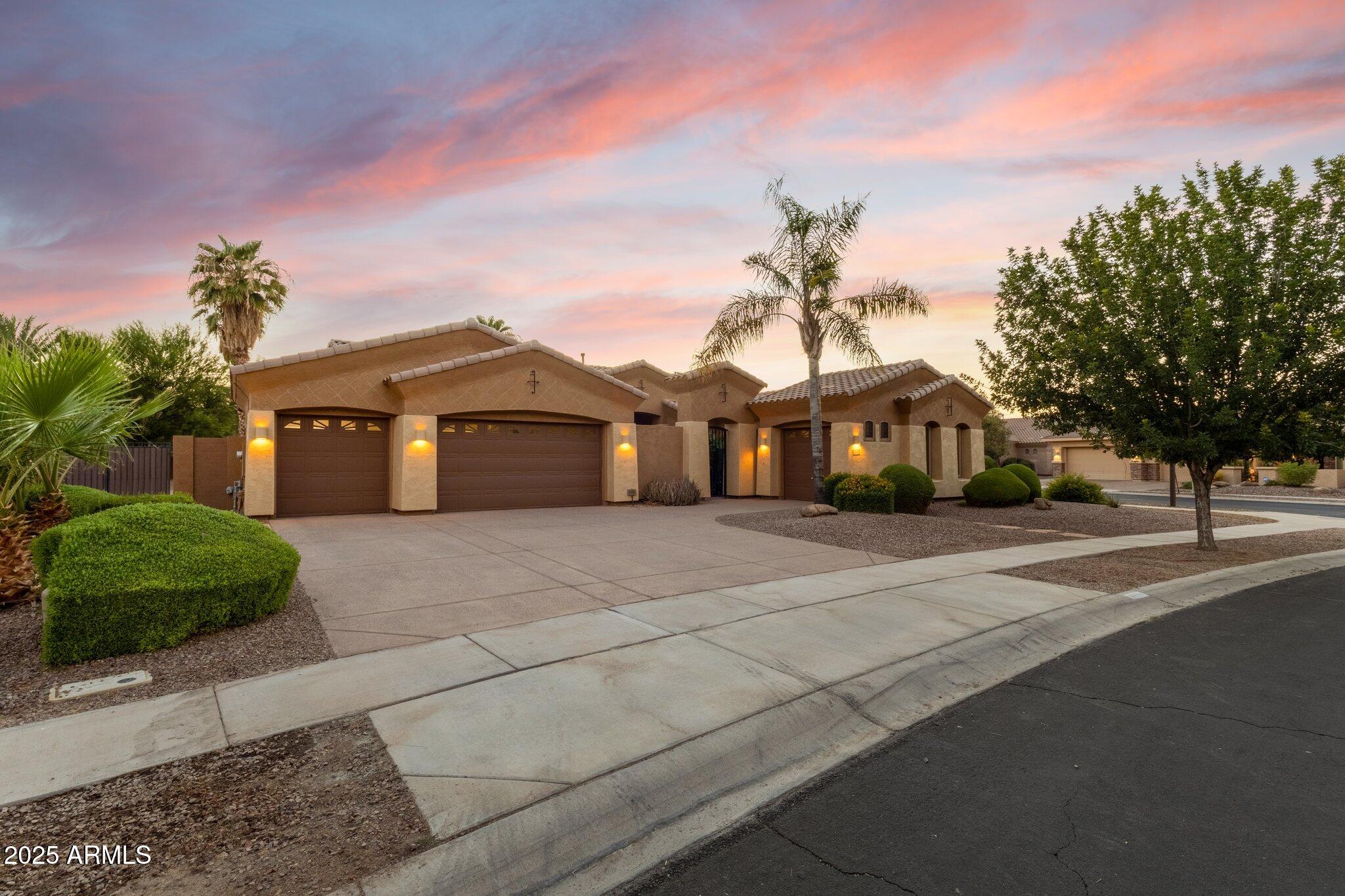 4204 S WINTER Lane