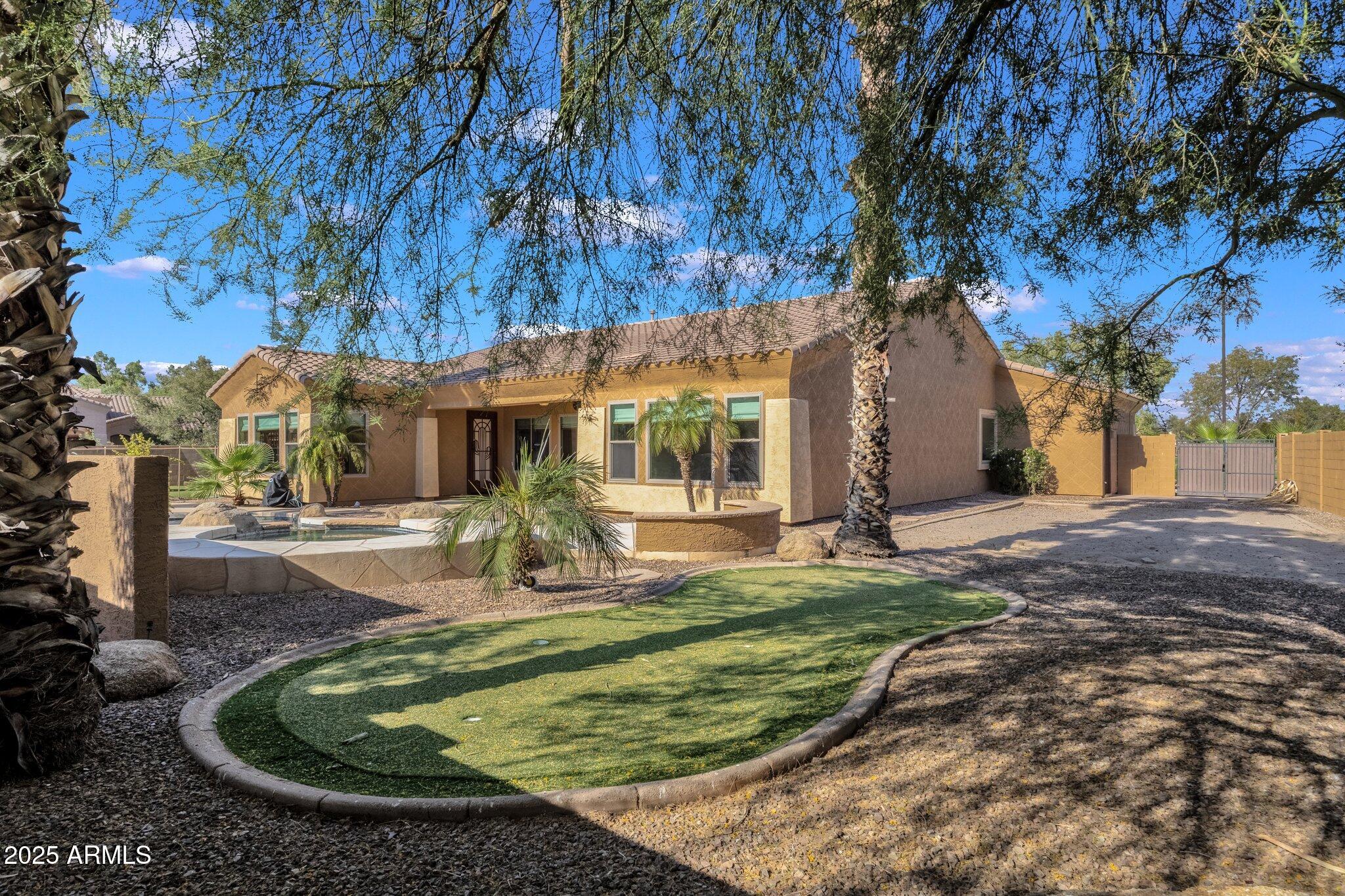 4204 S WINTER Lane