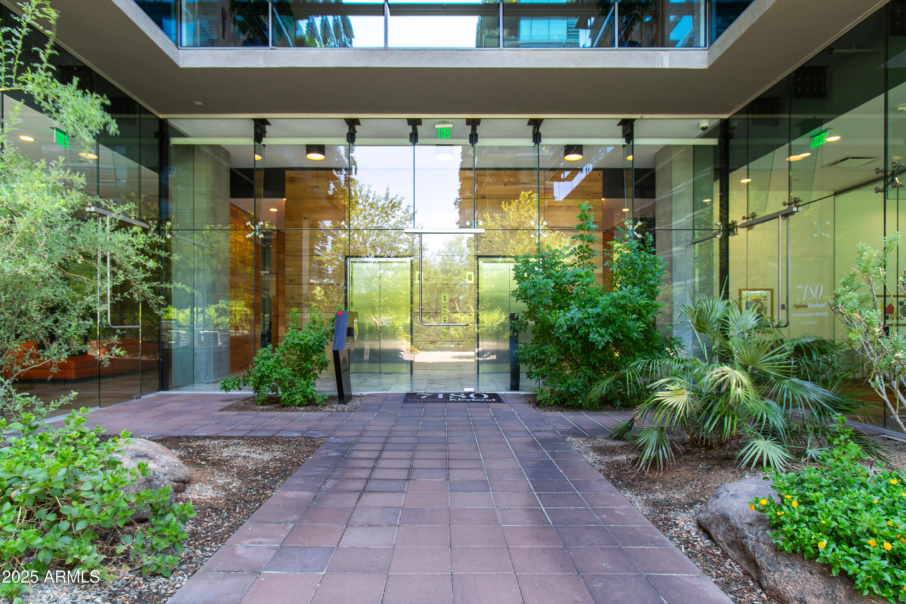 7180 E Kierland Boulevard, 504