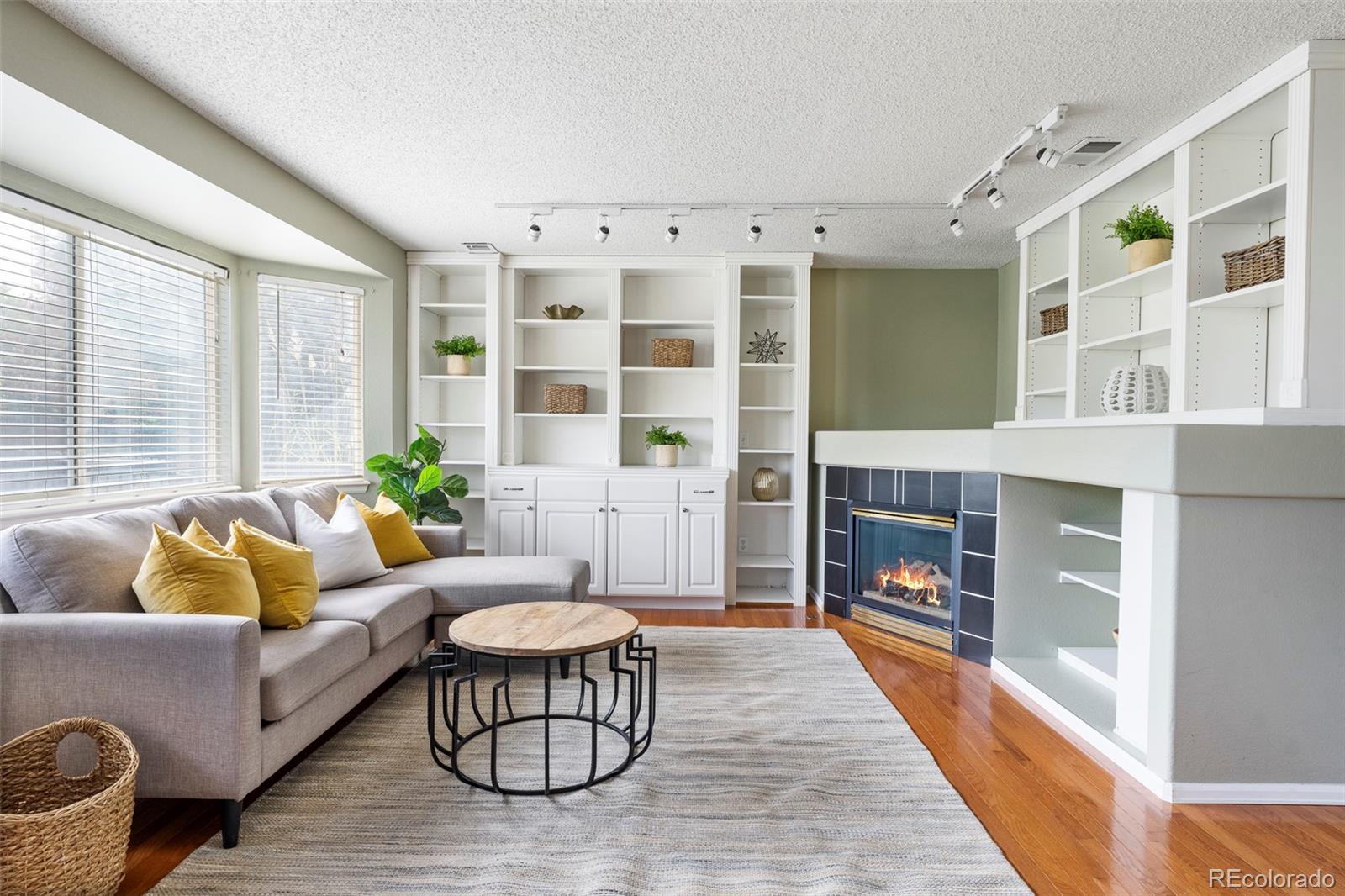 5276 S Netherland Way