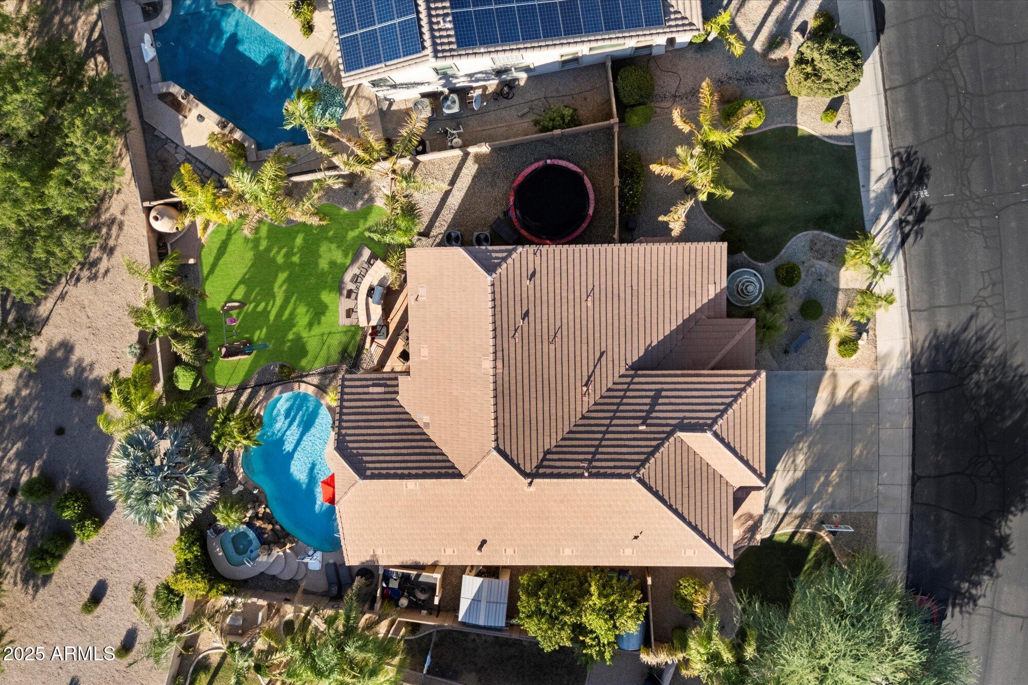 10526 E LOMITA Avenue