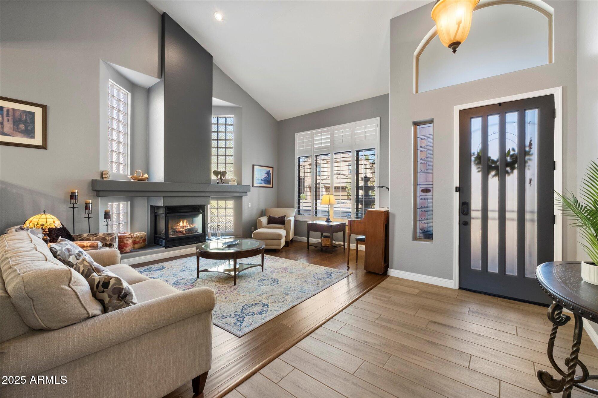 10526 E LOMITA Avenue