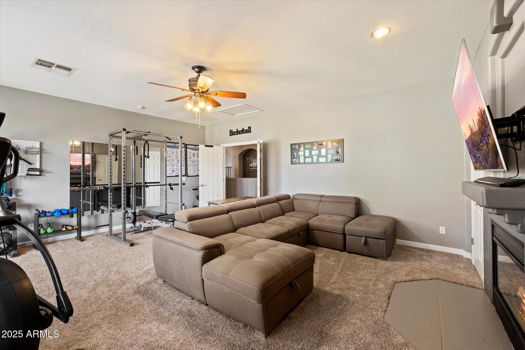 10526 E LOMITA Avenue