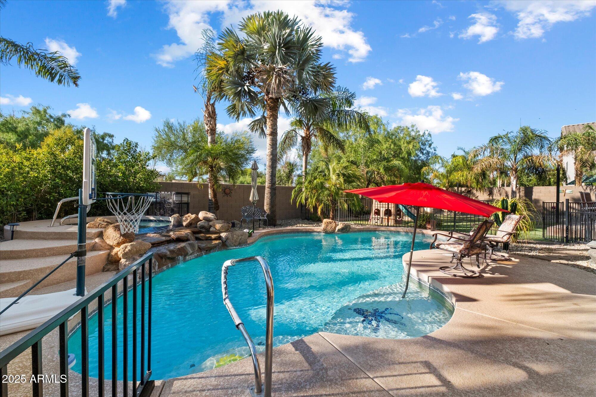 10526 E LOMITA Avenue