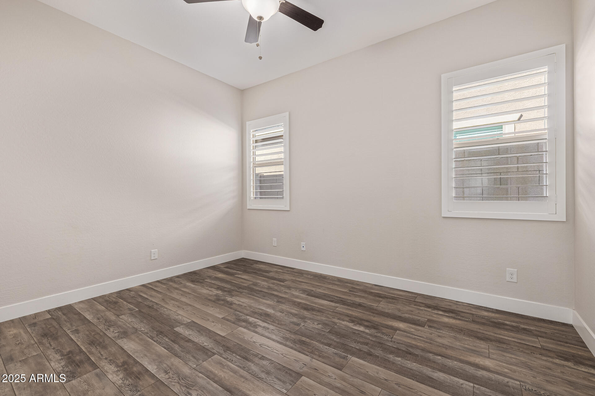 9809 E STROBE Avenue