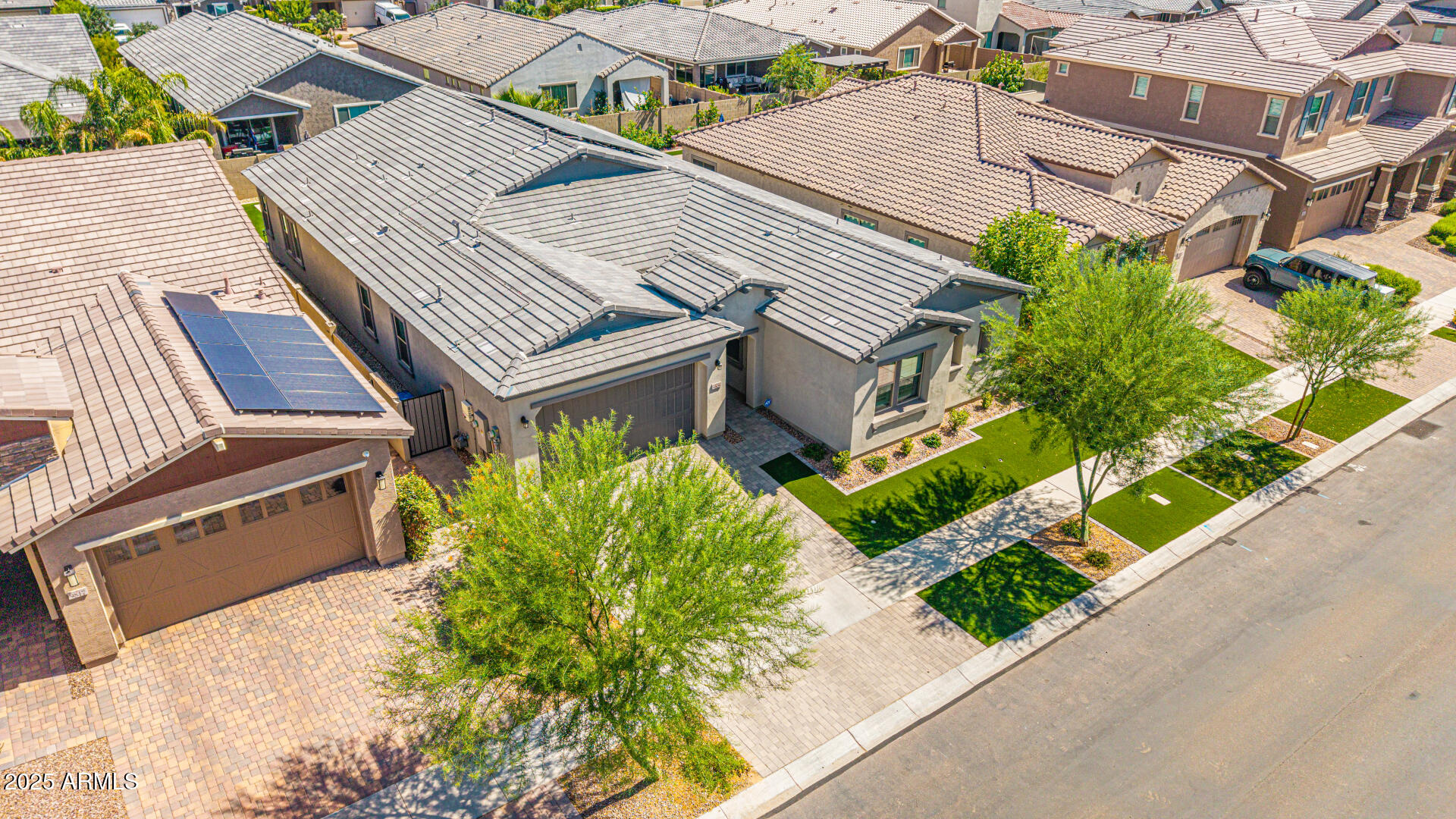 9809 E STROBE Avenue