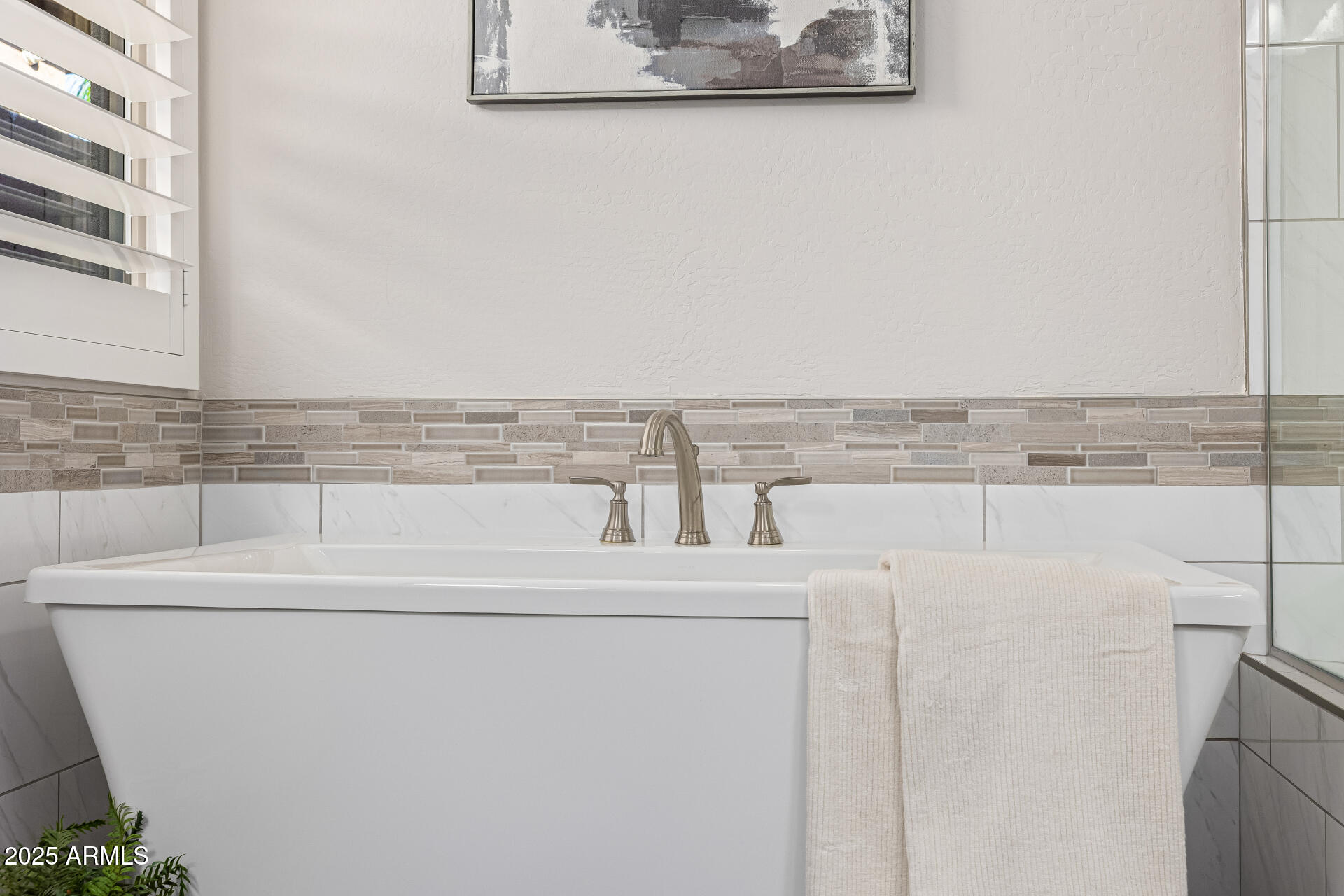 9809 E STROBE Avenue