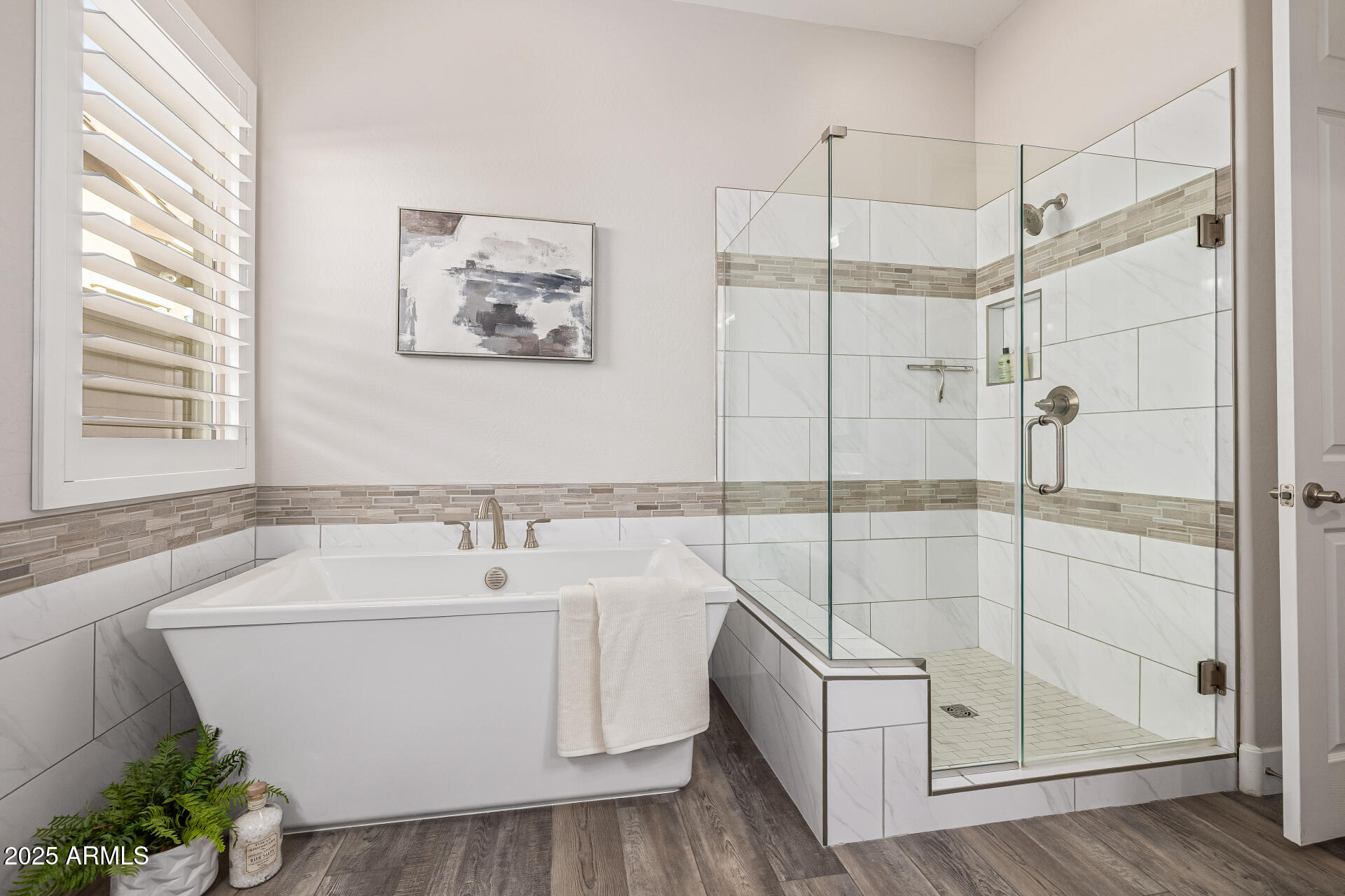 9809 E STROBE Avenue