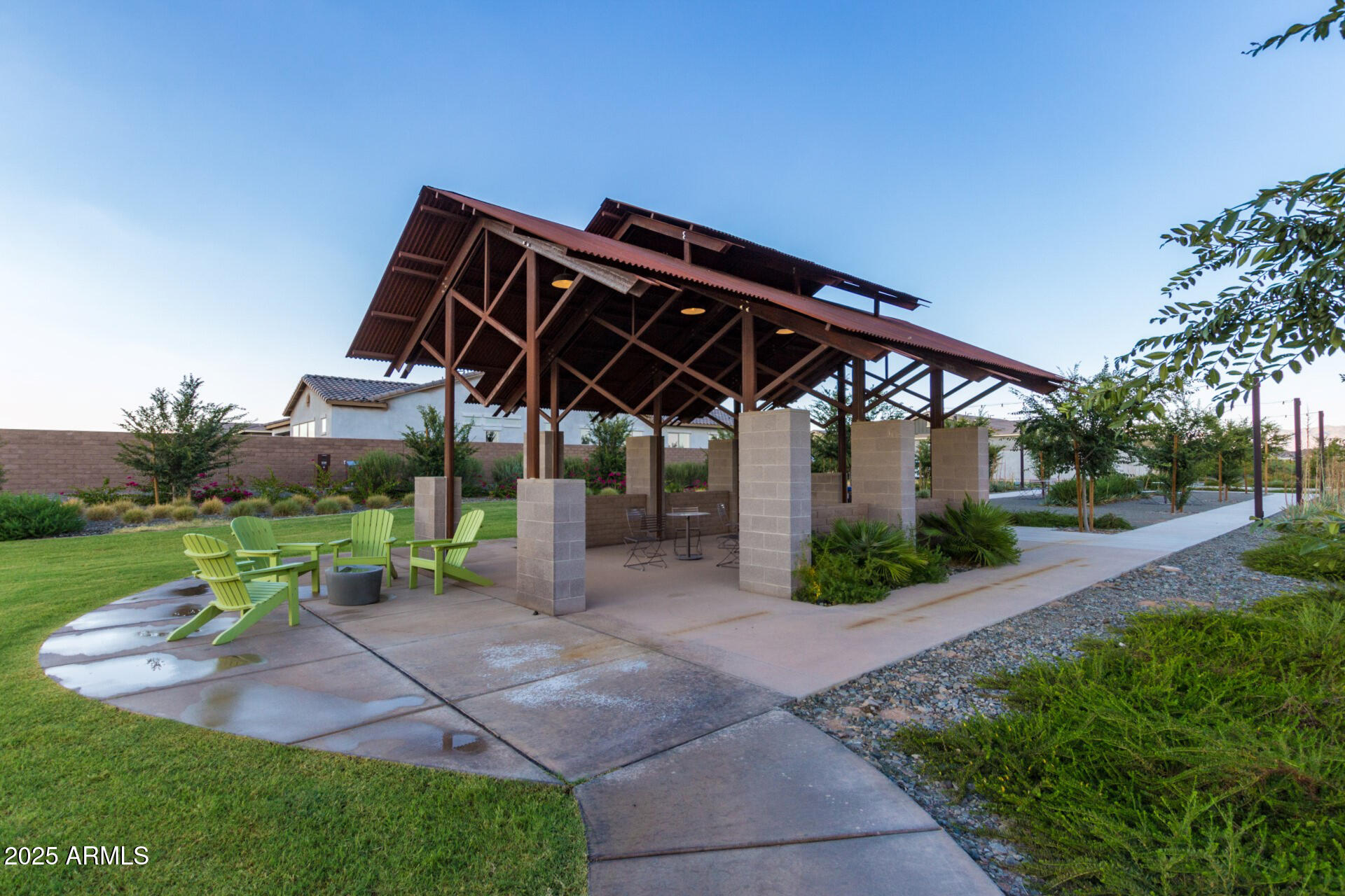 9809 E STROBE Avenue