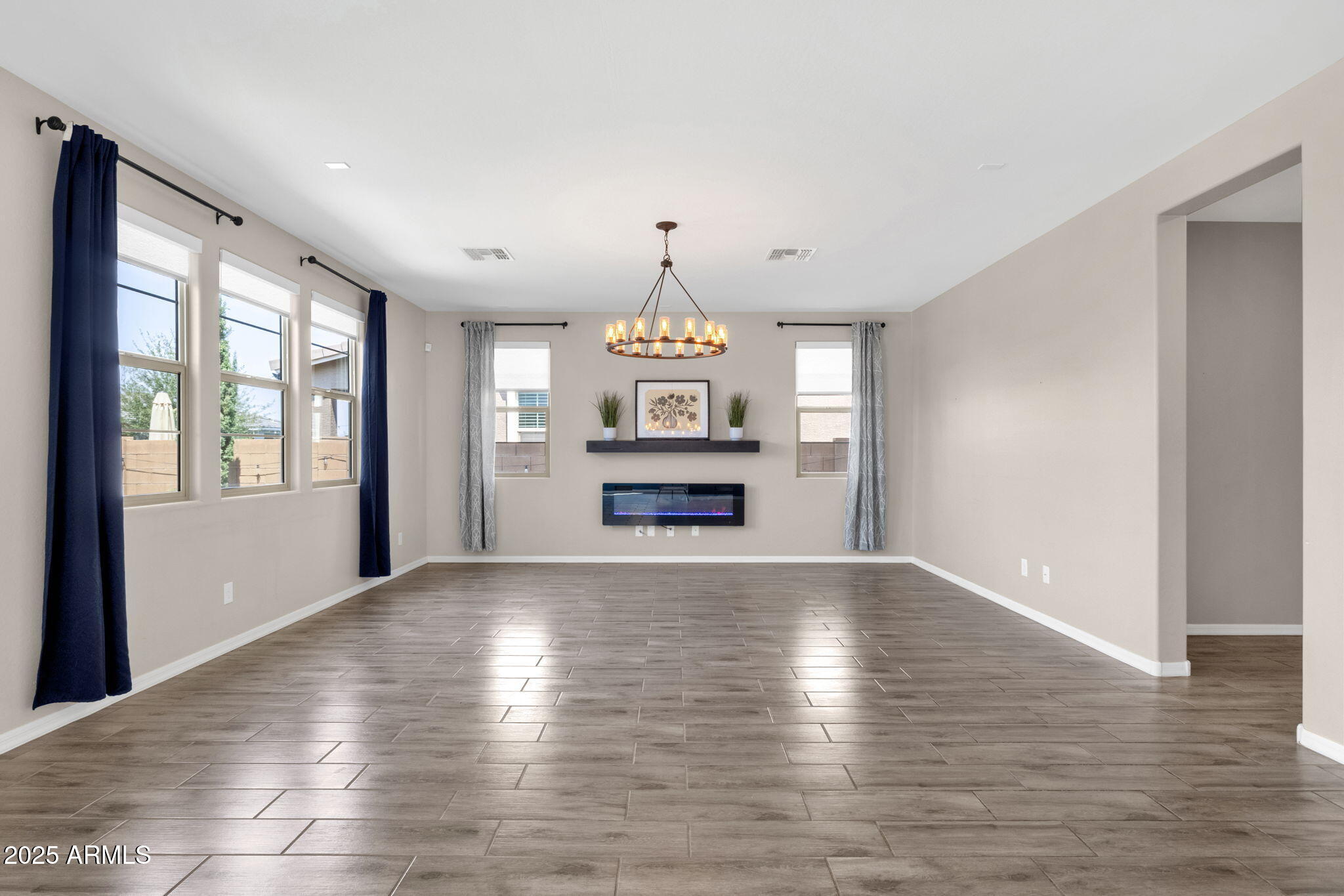 21524 S 225 Way
