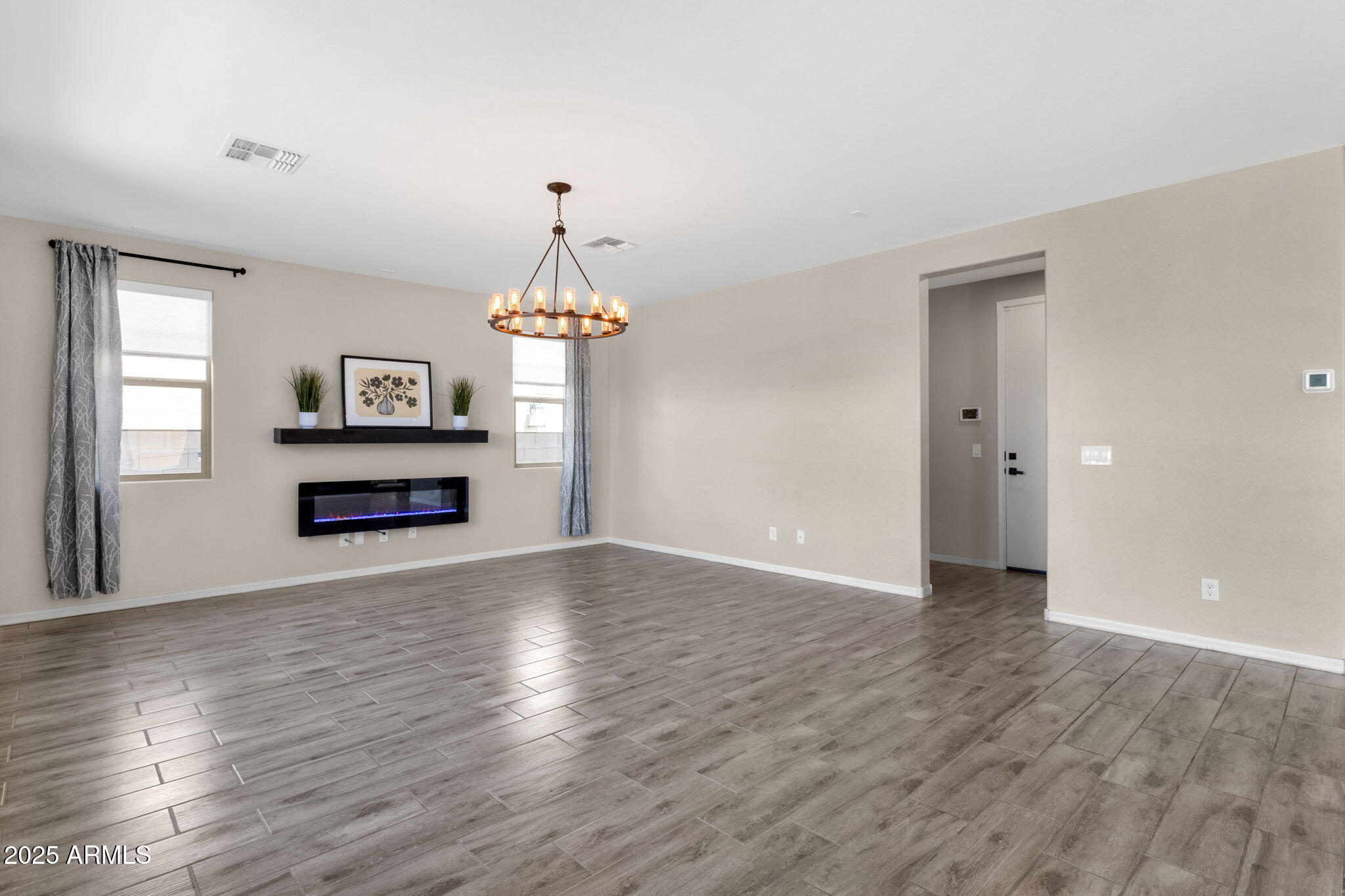 21524 S 225 Way
