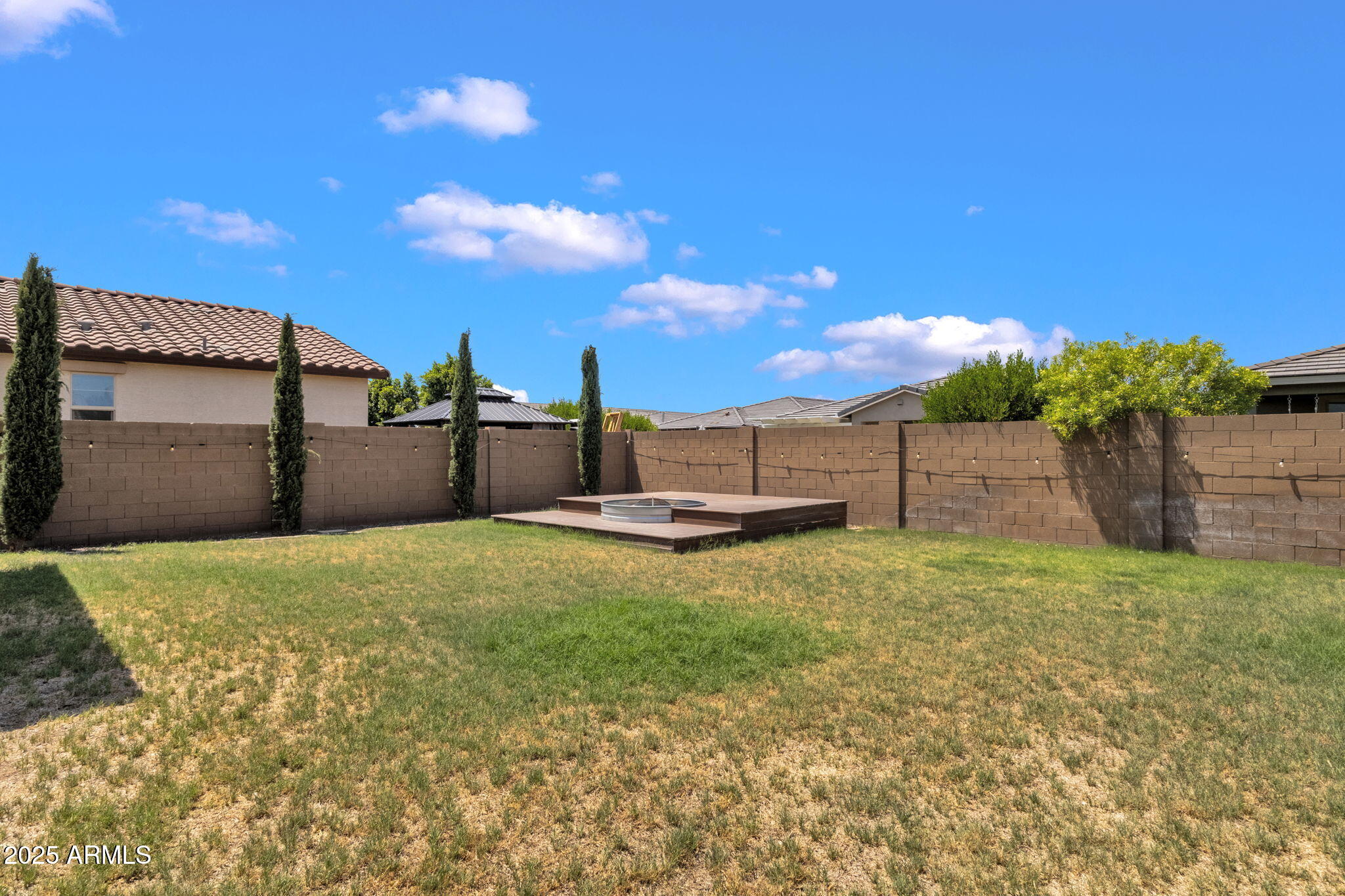 21524 S 225 Way