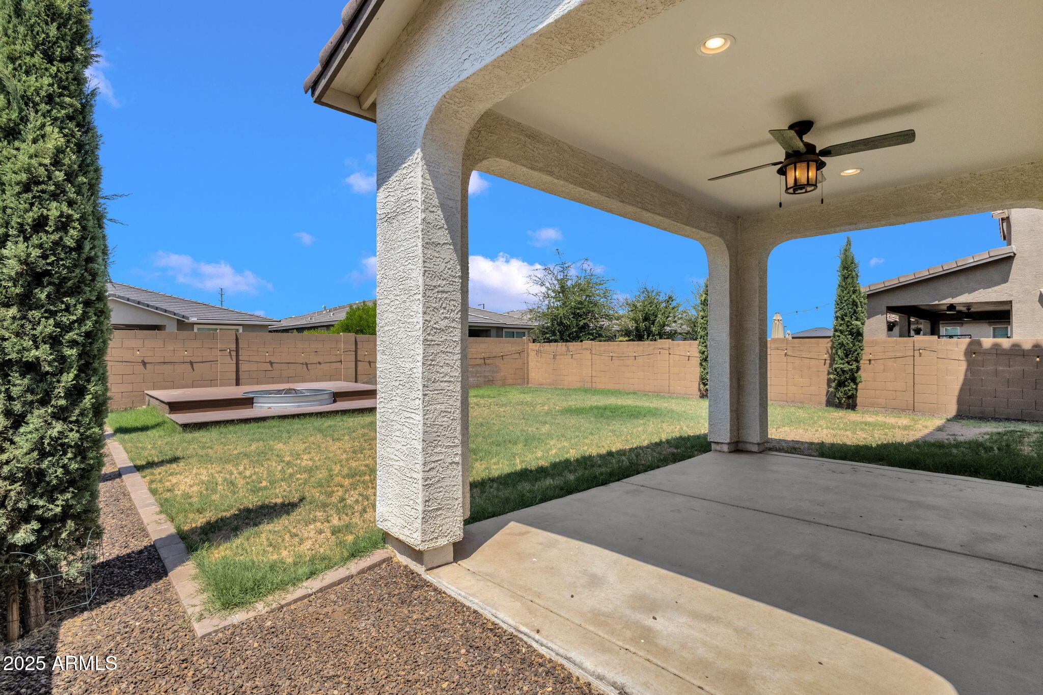21524 S 225 Way