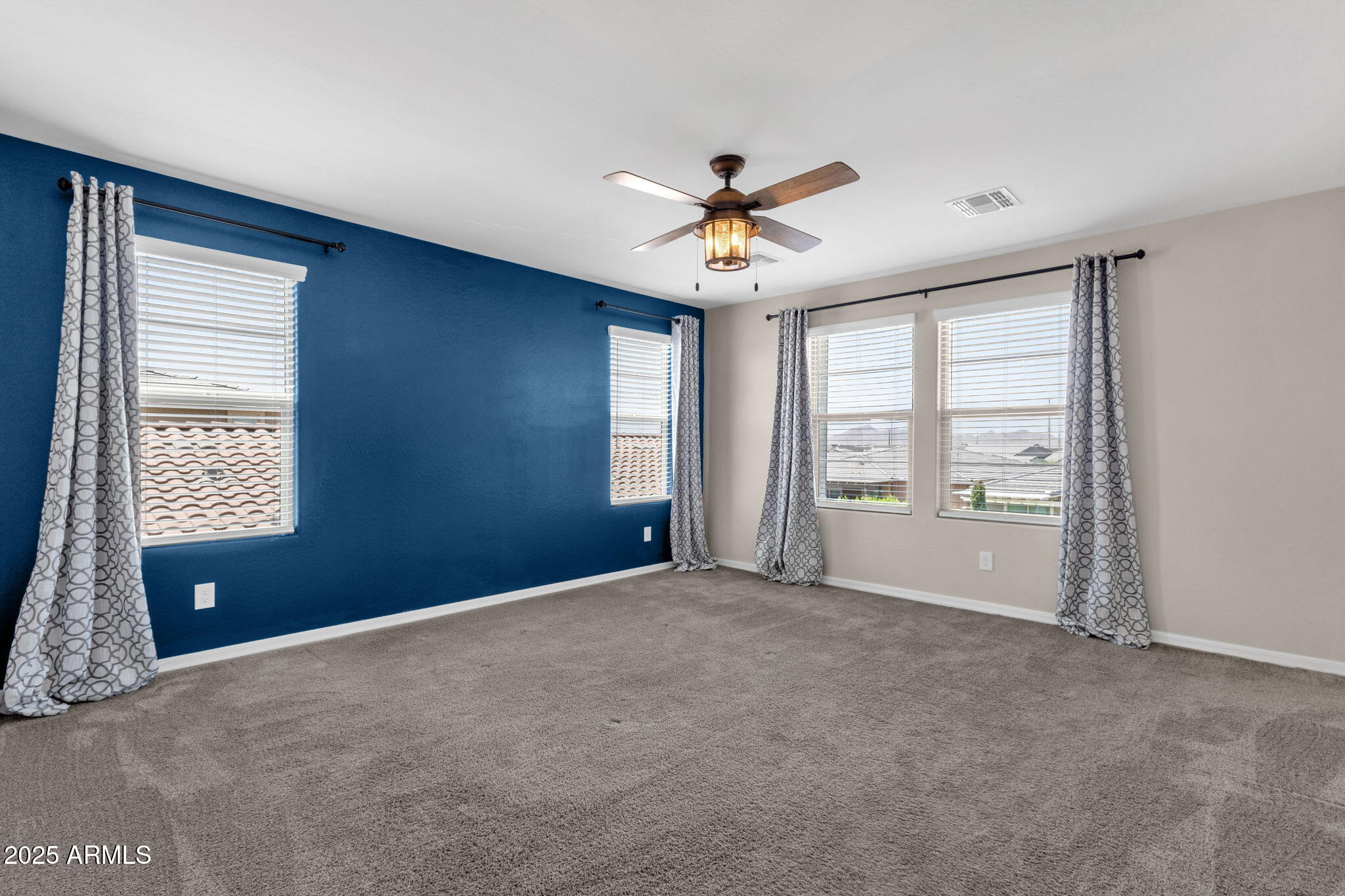 21524 S 225 Way