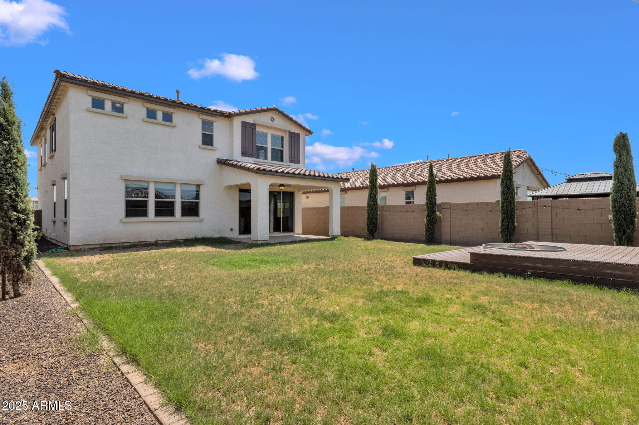 21524 S 225 Way