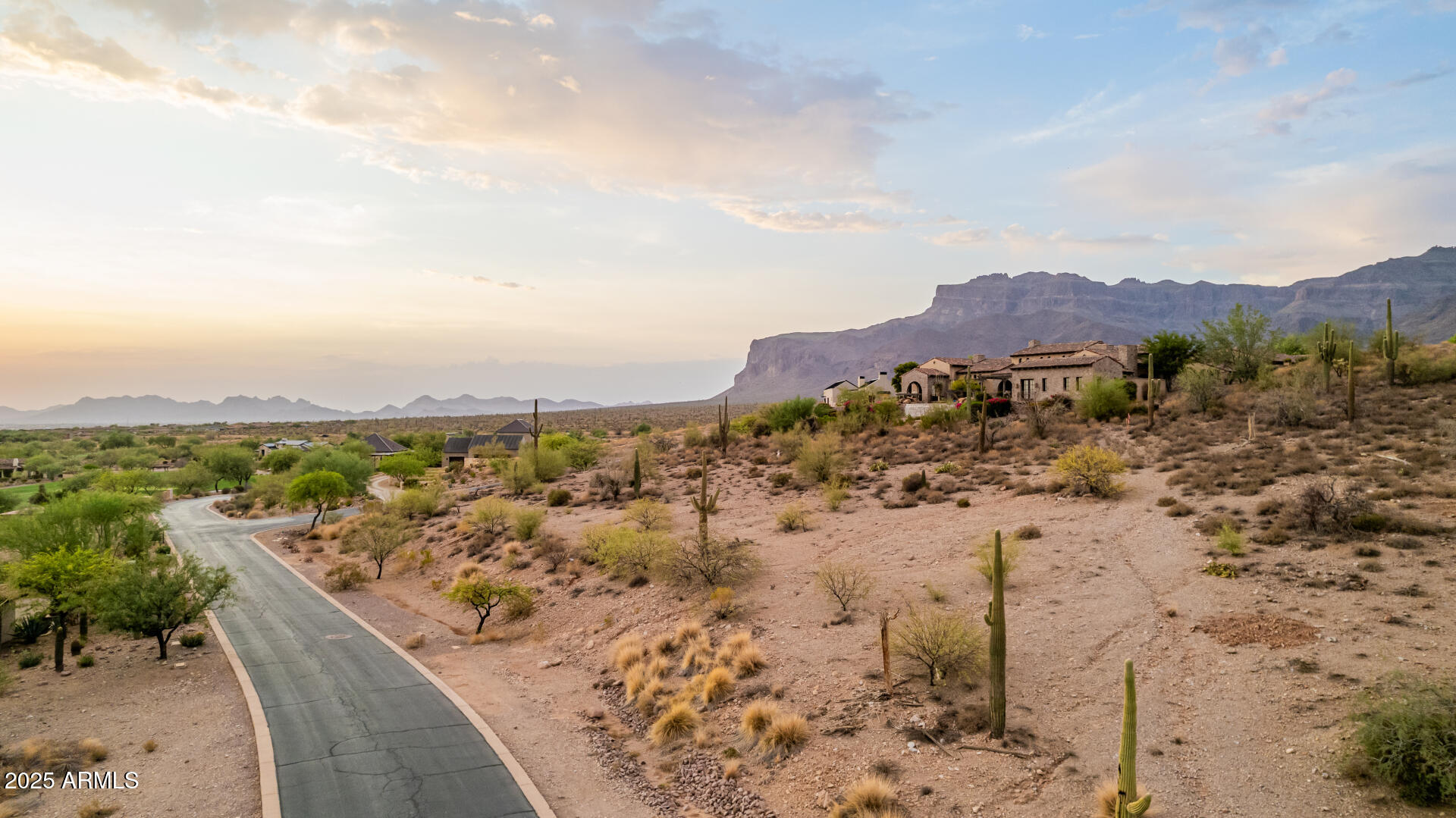 9160 E SUPERSTITION MOUNTAIN Drive 21