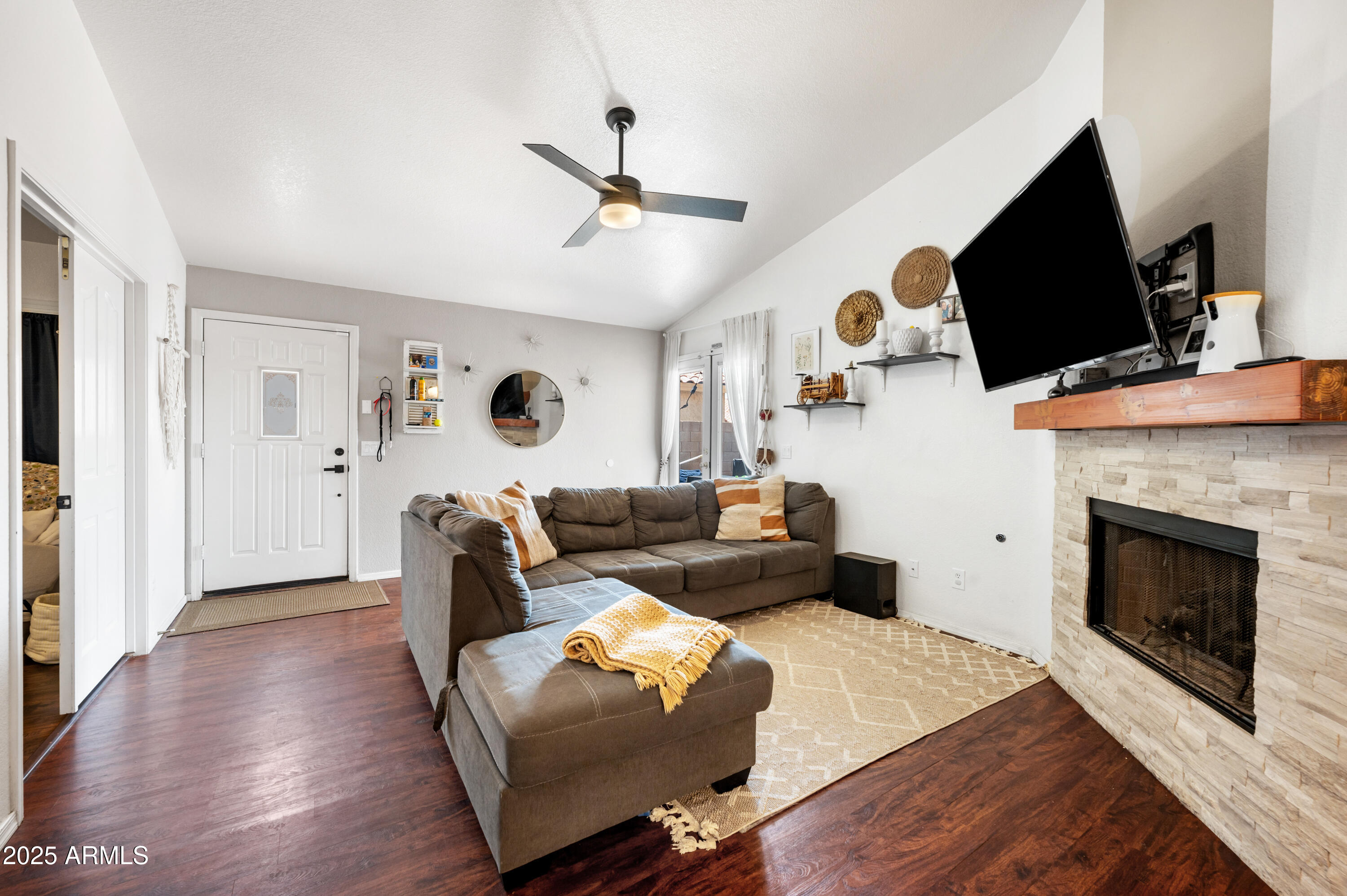 1841 W Derringer Way