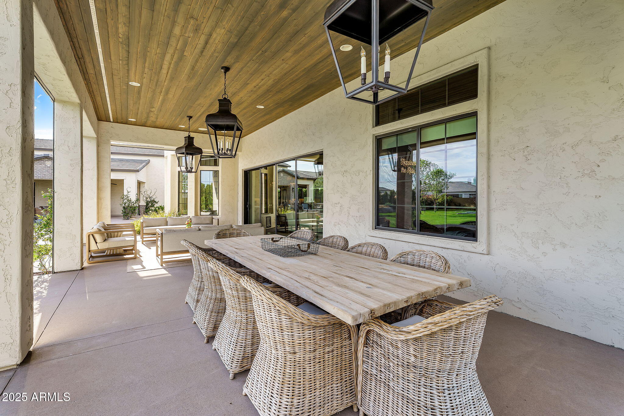 4037 E MINTON Circle