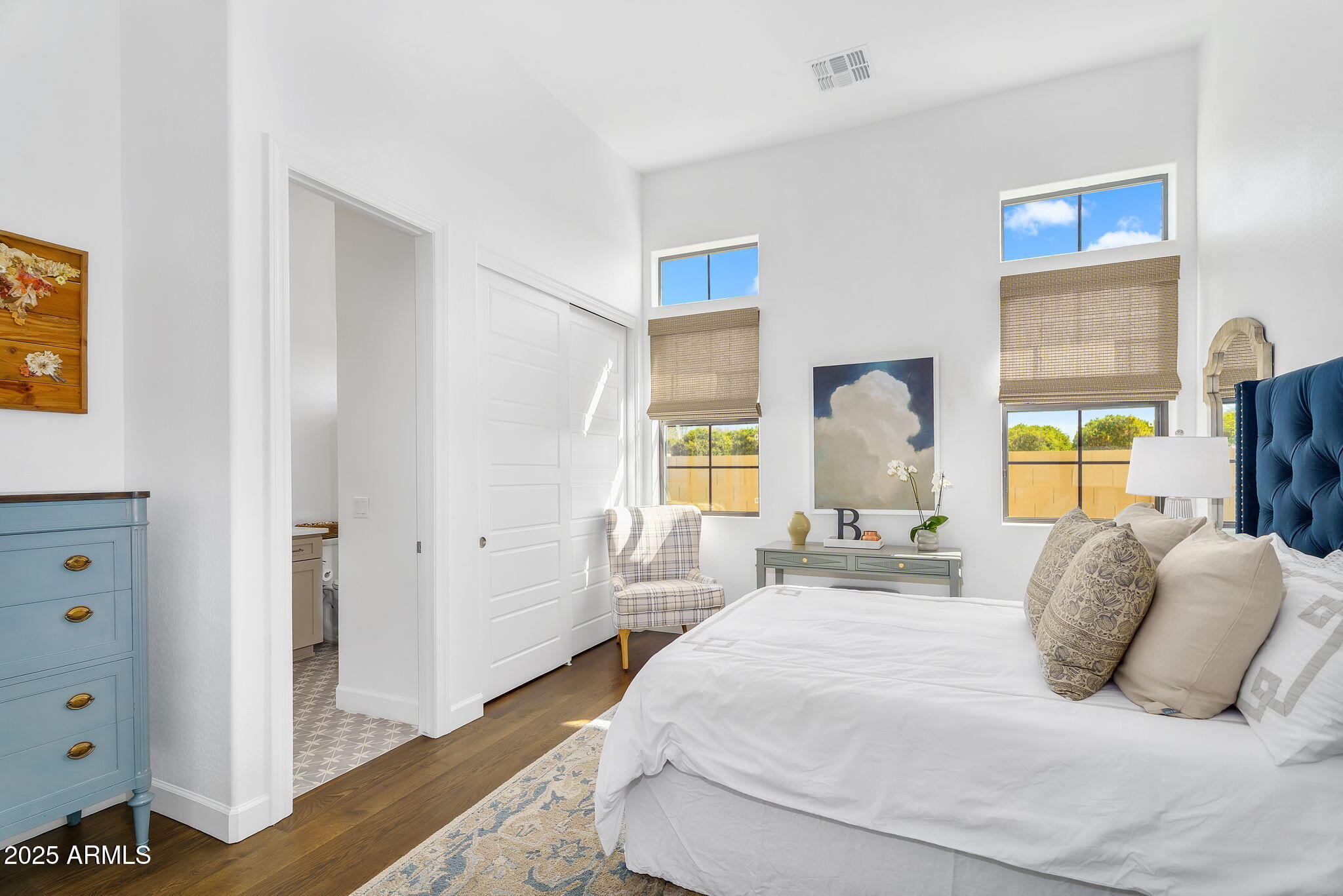 4037 E MINTON Circle