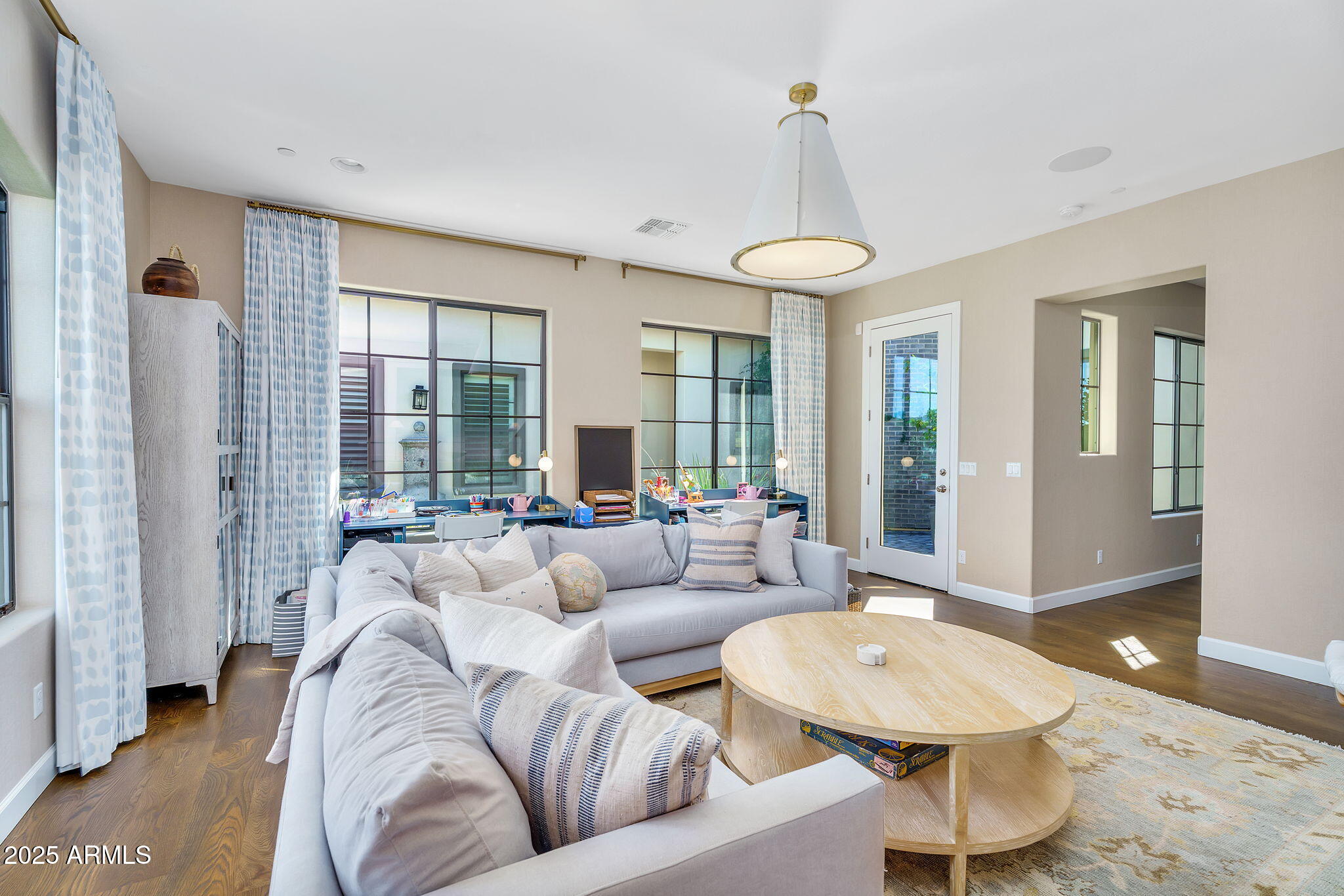 4037 E MINTON Circle