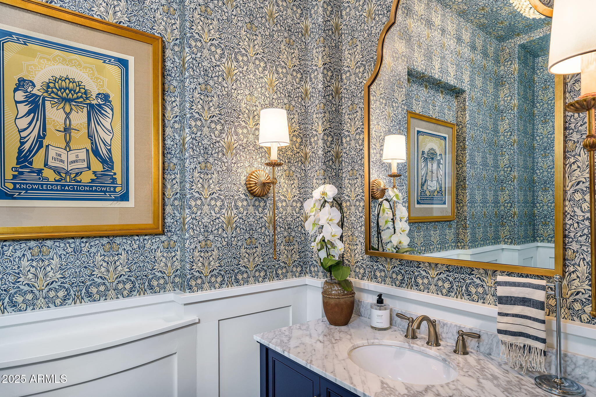 4037 E MINTON Circle